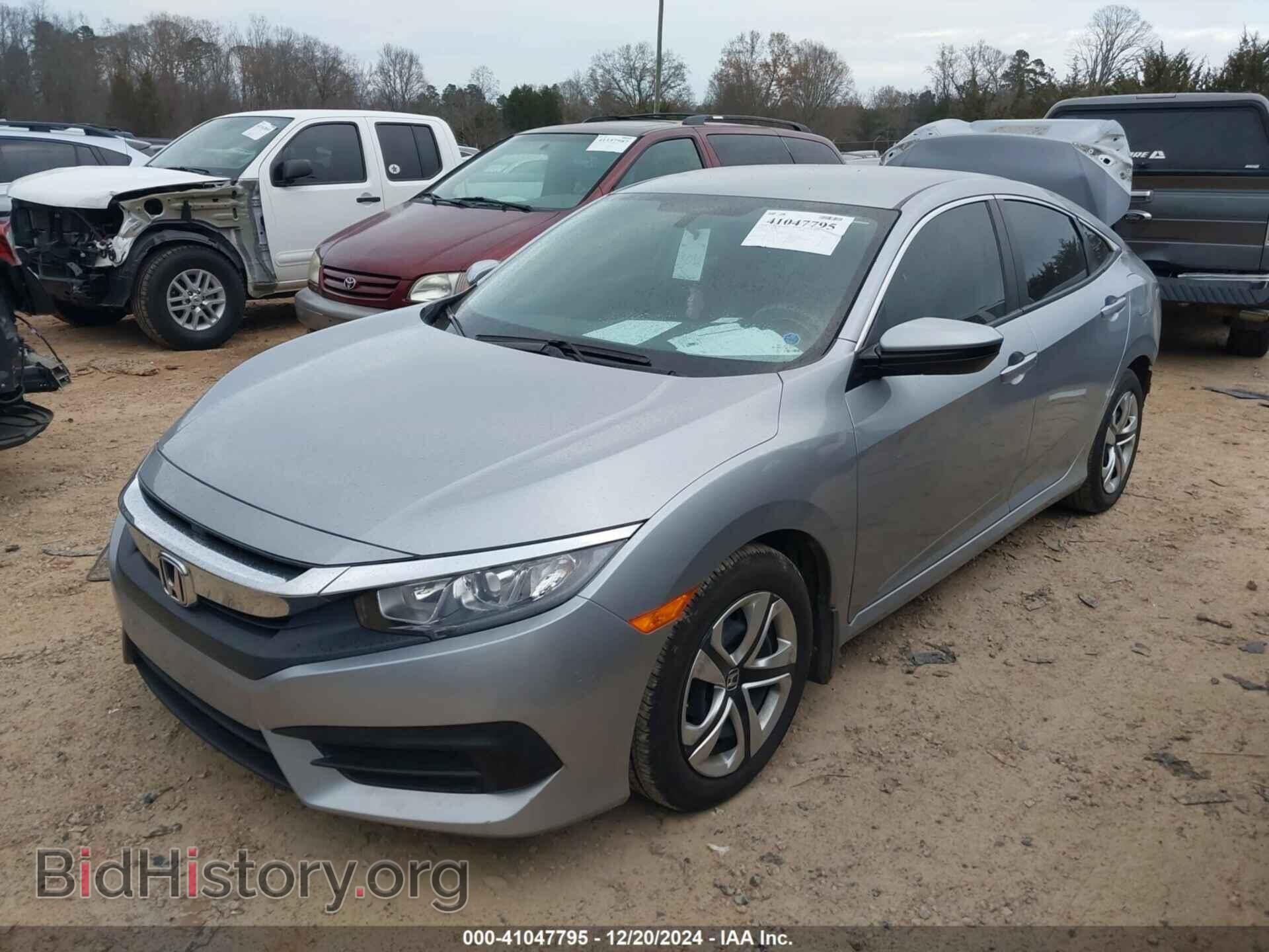 2018 HONDA CIVIC - VIN: 2HGFC2F53JH541199 - Фото 2