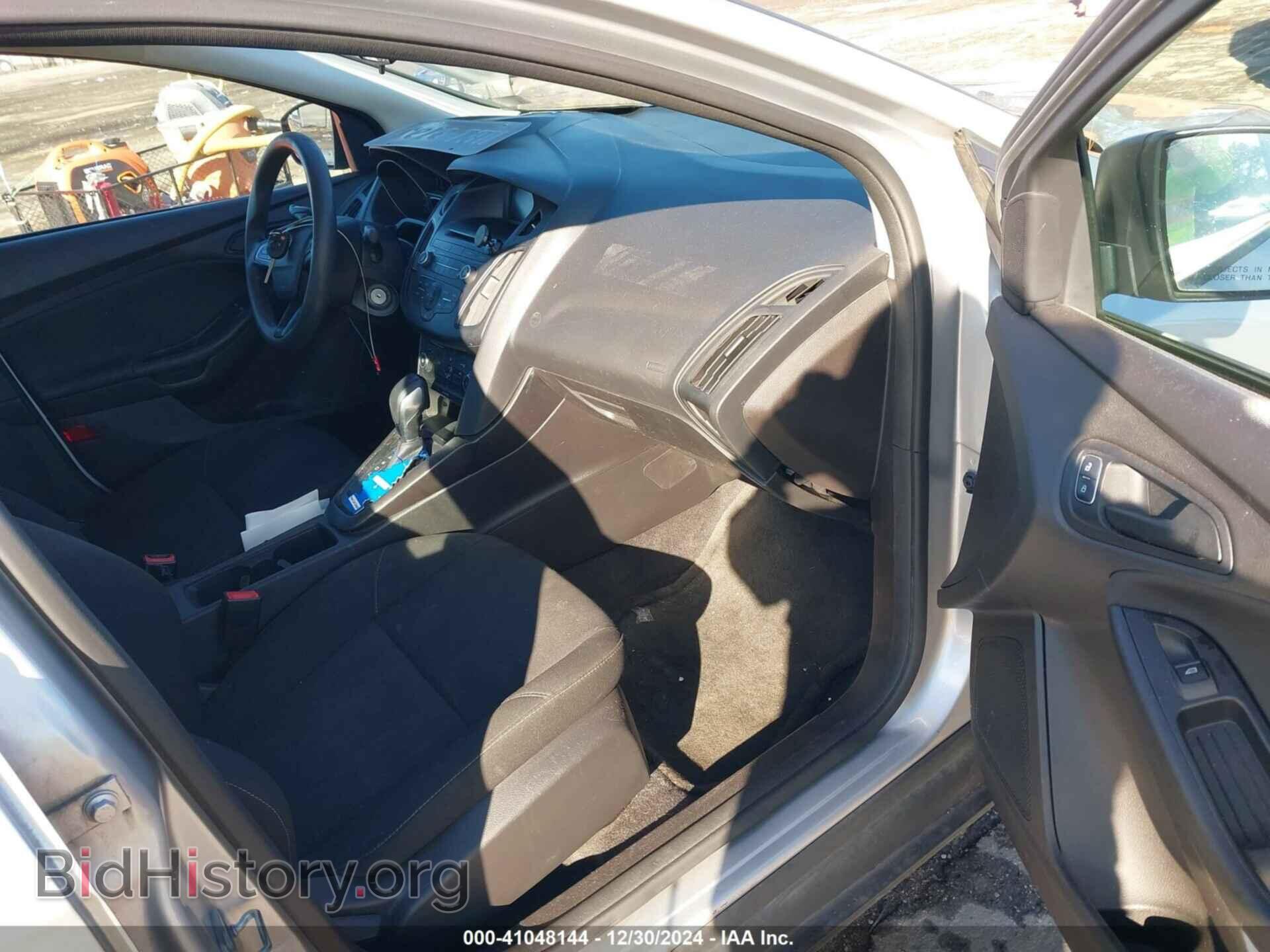Фотография 1FADP3E24HL279235 - FORD FOCUS 2017