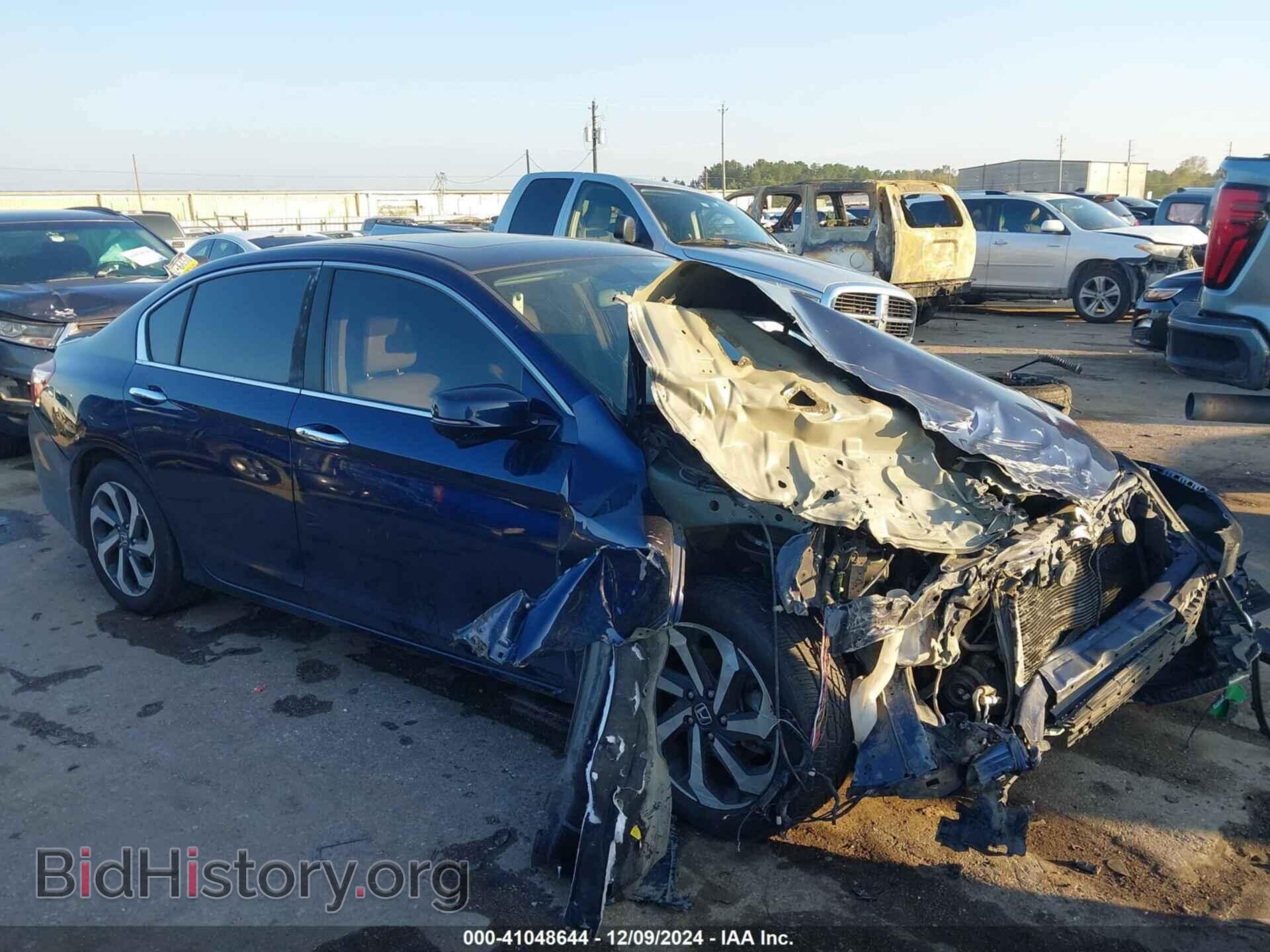 Photo 1HGCR2F84GA028305 - HONDA ACCORD 2016