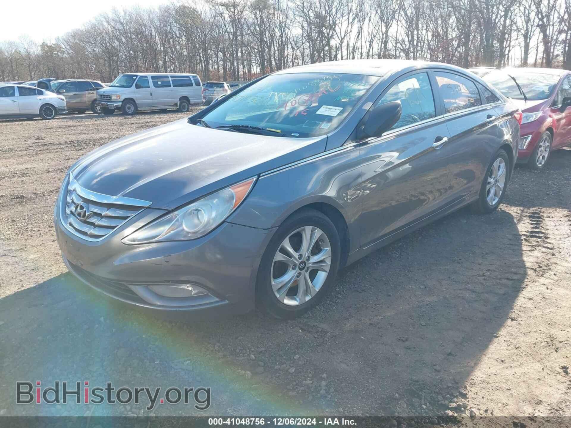 2013 HYUNDAI SONATA - VIN: 5NPEC4AC5DH582943 - Фото 2