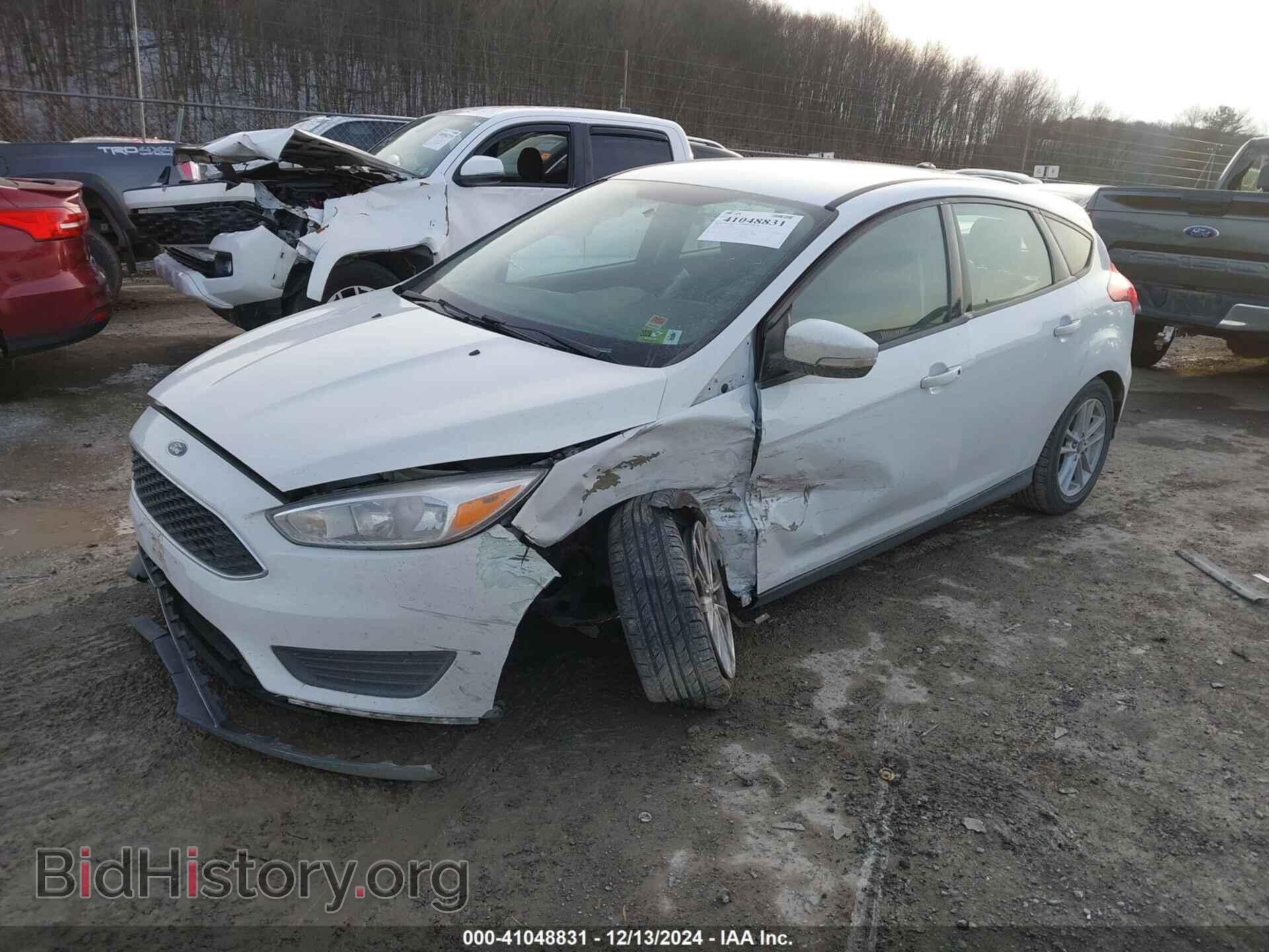 2017 FORD FOCUS - VIN: 1FADP3K25HL214608 - Фото 2