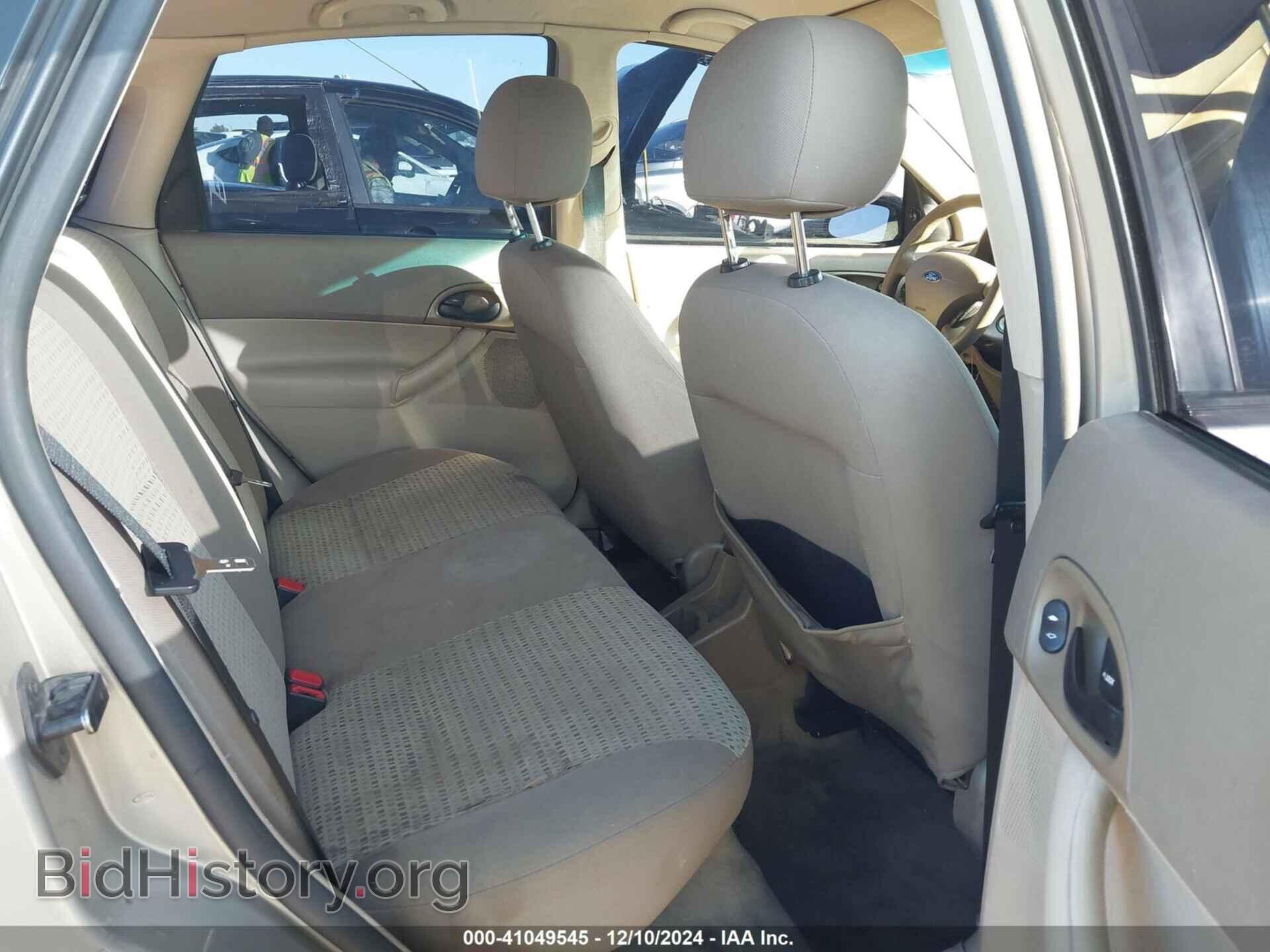 2006 FORD FOCUS - VIN: 1FAFP34N06W145922 - Фото 8
