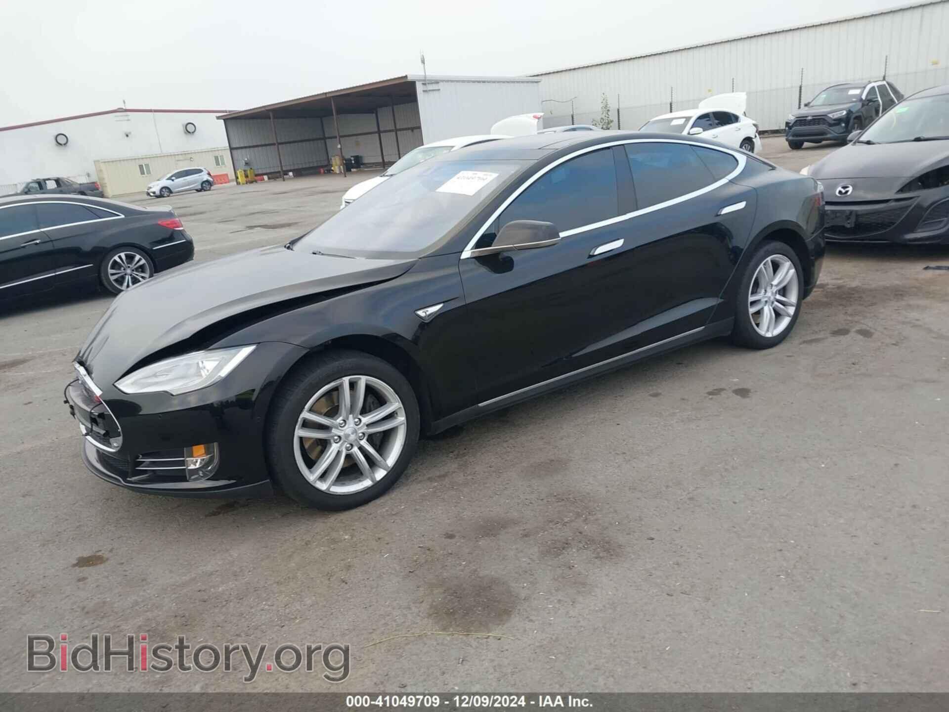 2015 TESLA MODEL S - VIN: 5YJSA1S25FF088435 - Фото 2