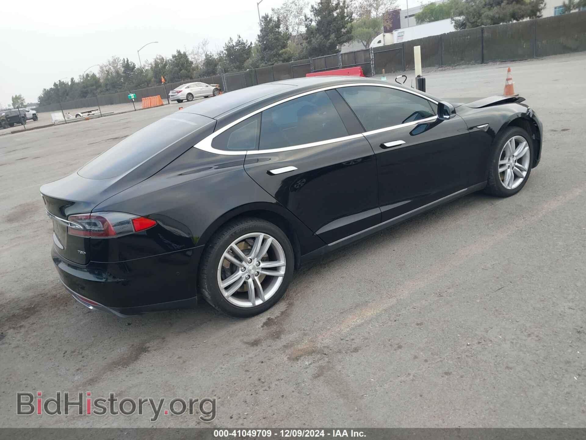 2015 TESLA MODEL S - VIN: 5YJSA1S25FF088435 - Фото 4