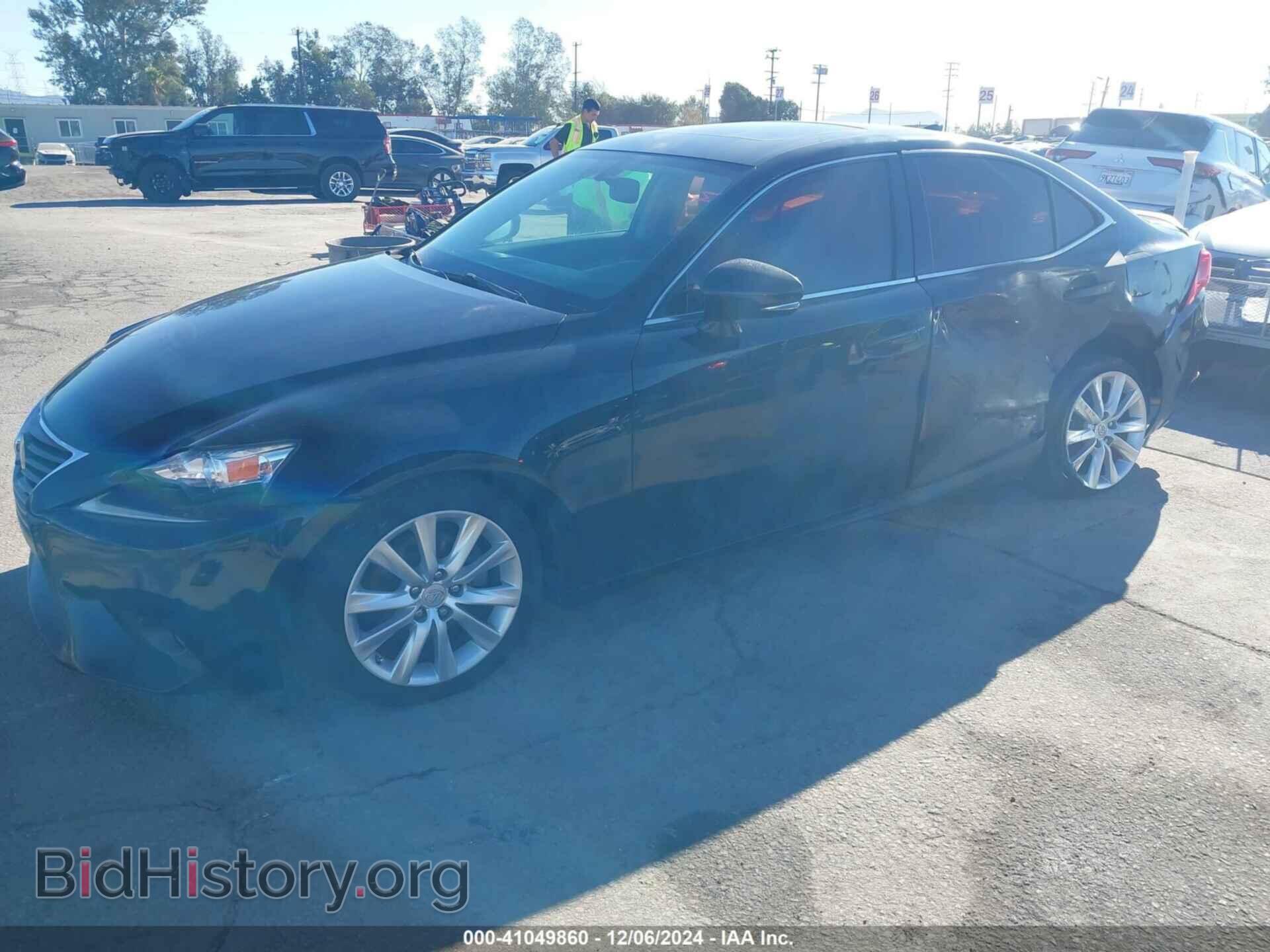 2015 LEXUS IS 250 - VIN: JTHBF1D21F5053521 - Photo 2