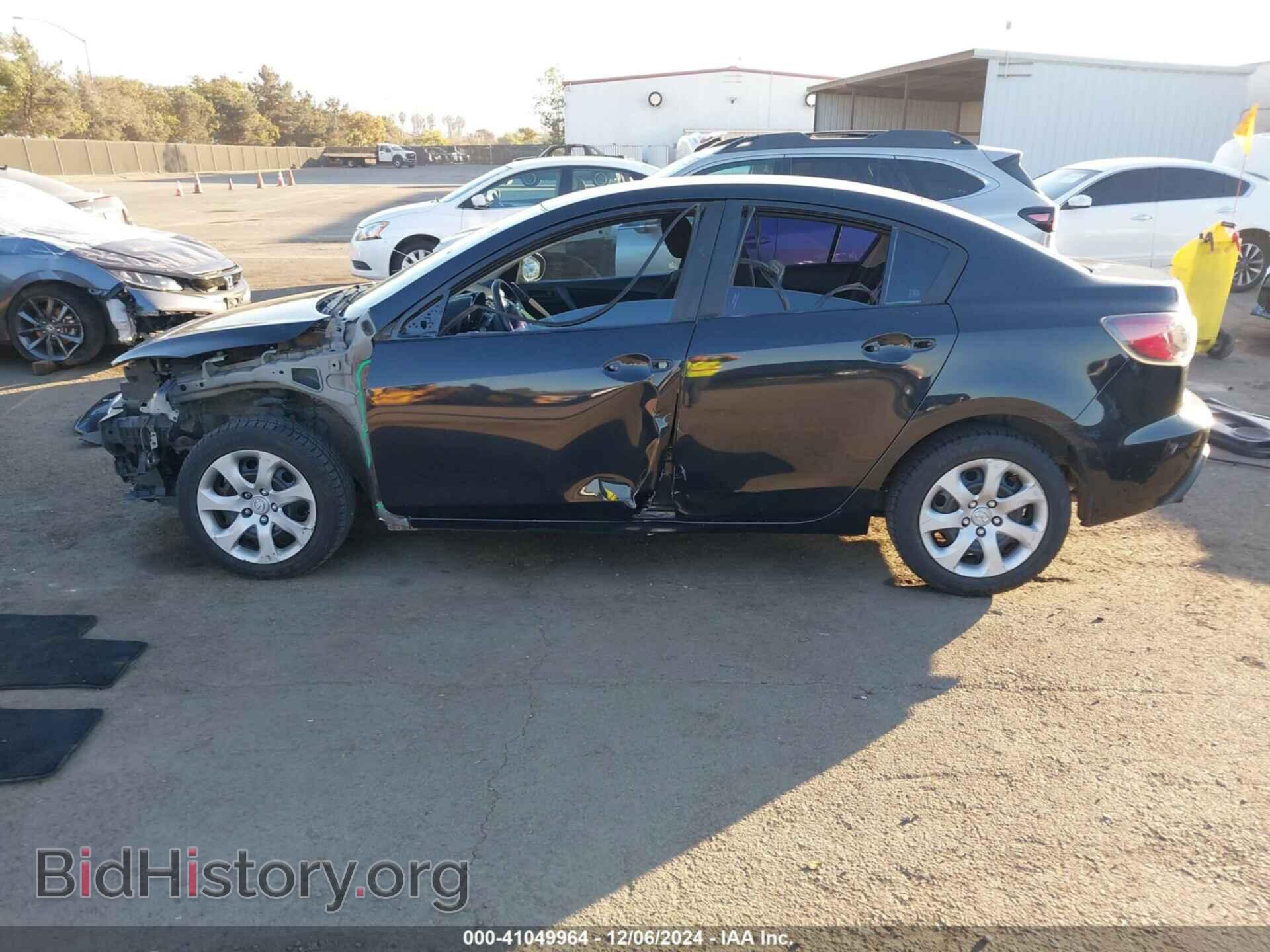 2011 MAZDA MAZDA3 - VIN: JM1BL1UF8B1461190 - Фото 15