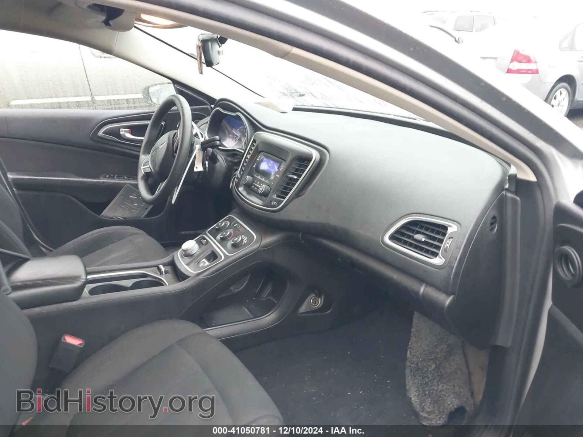 2017 CHRYSLER 200 - VIN: 1C3CCCFB6HN512525 - Фото 5