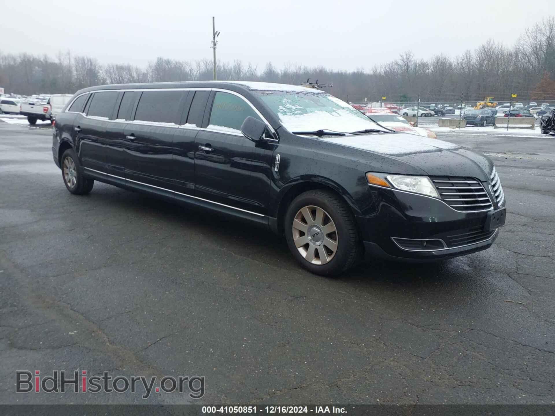 Photo 2L1MJ5LT7KBL03065 - LINCOLN MKT 2019