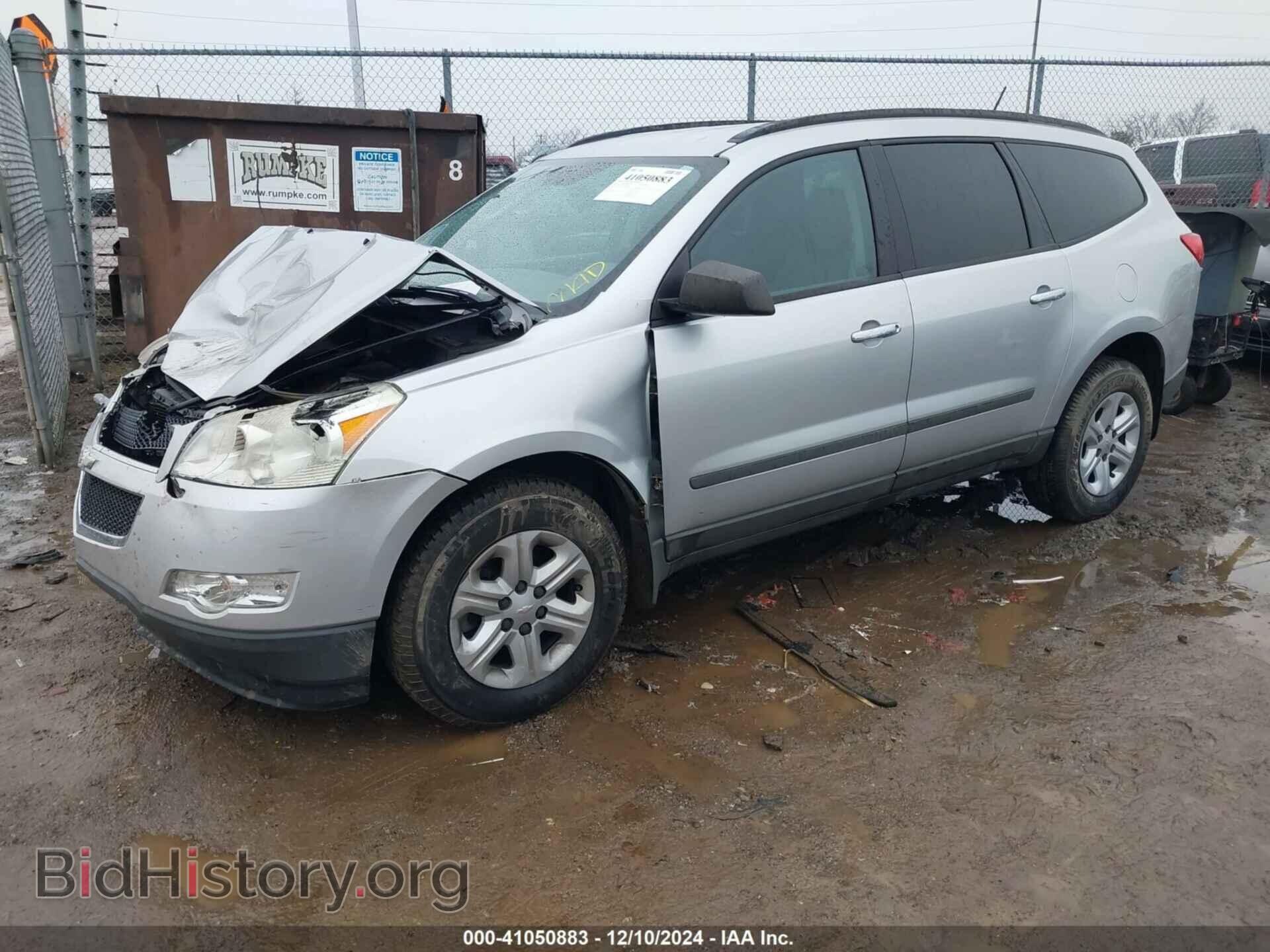 2012 CHEVROLET TRAVERSE - VIN: 1GNKRFED7CJ391764 - Фото 2