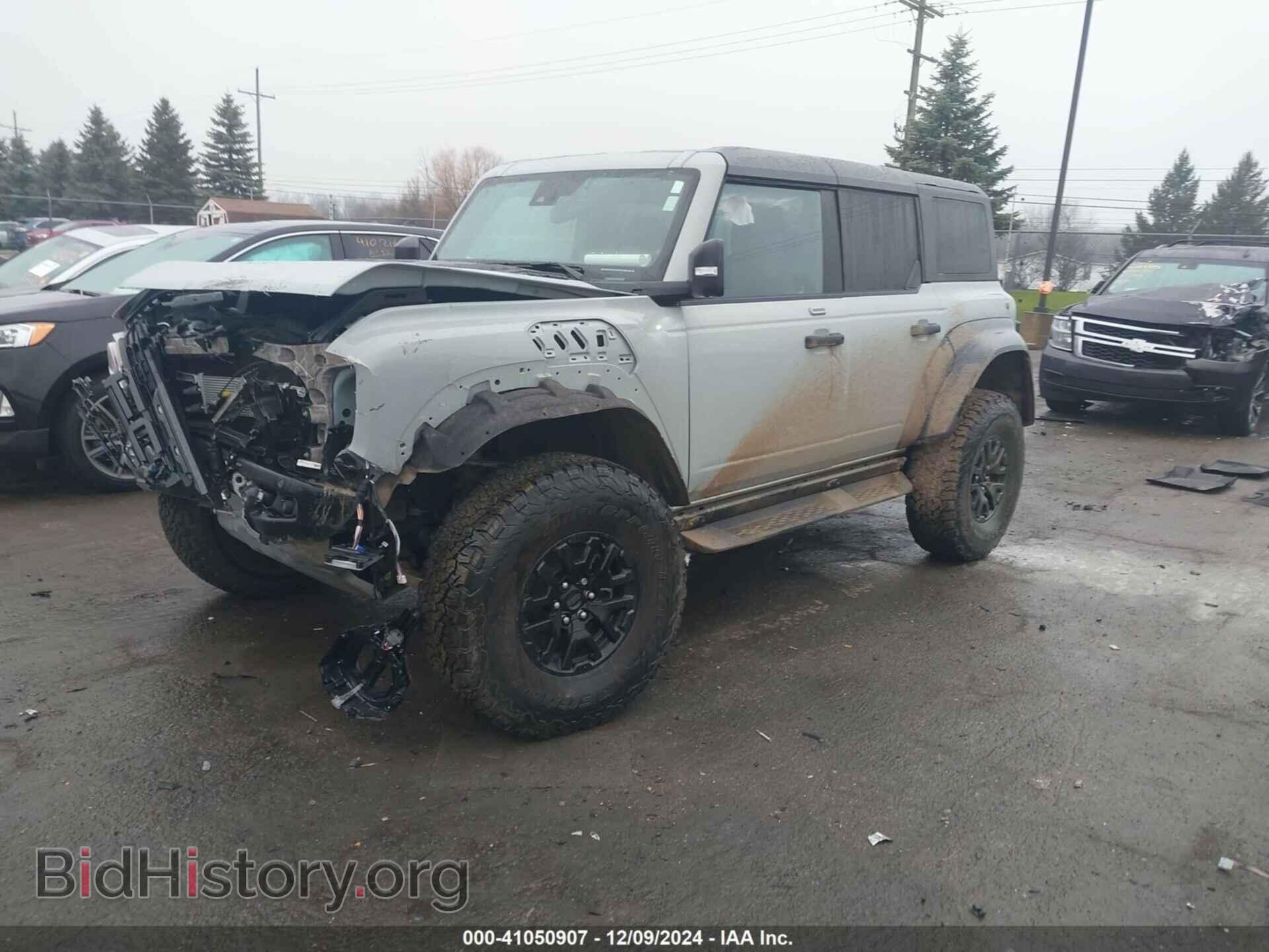 2023 FORD BRONCO - VIN: 1FMEE5JR8PLC05443 - Photo 2
