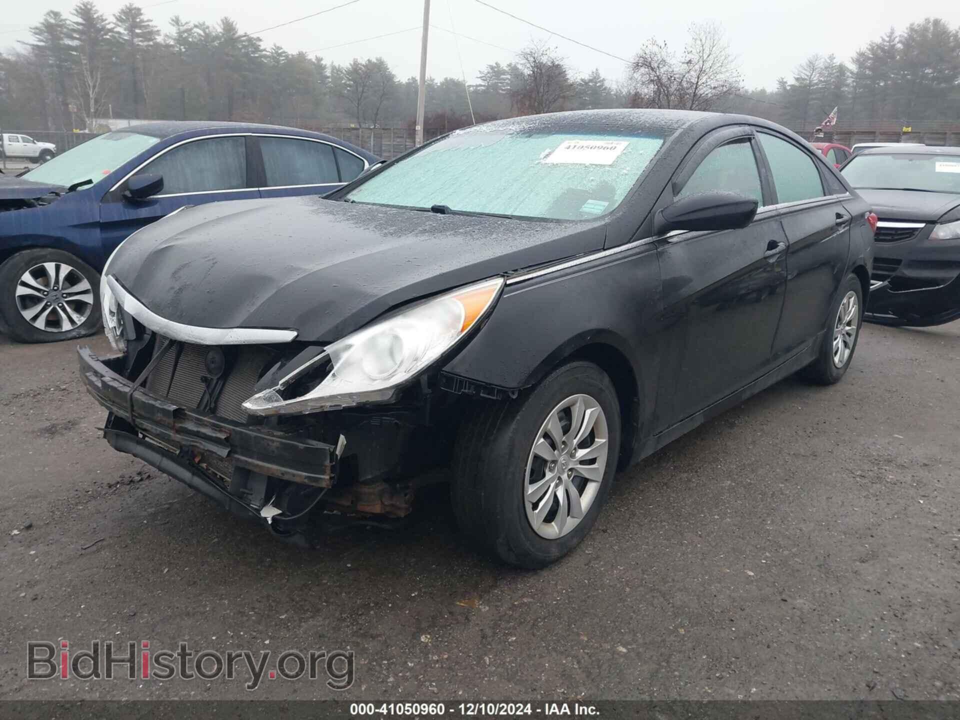 2011 HYUNDAI SONATA - VIN: 5NPEB4AC3BH018756 - Фото 2