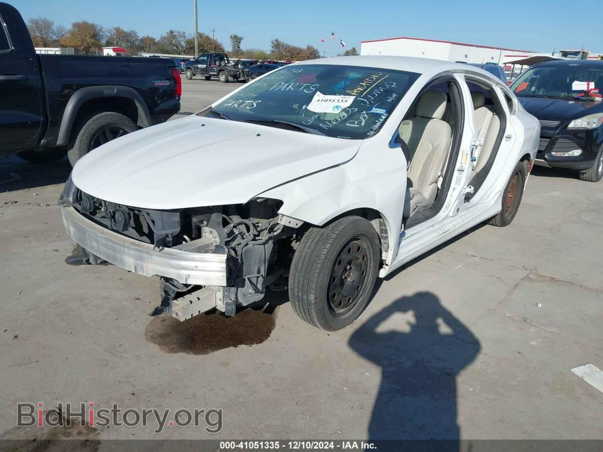 2015 CHRYSLER 200 - VIN: 1C3CCCAB5FN704748 - Фото 2