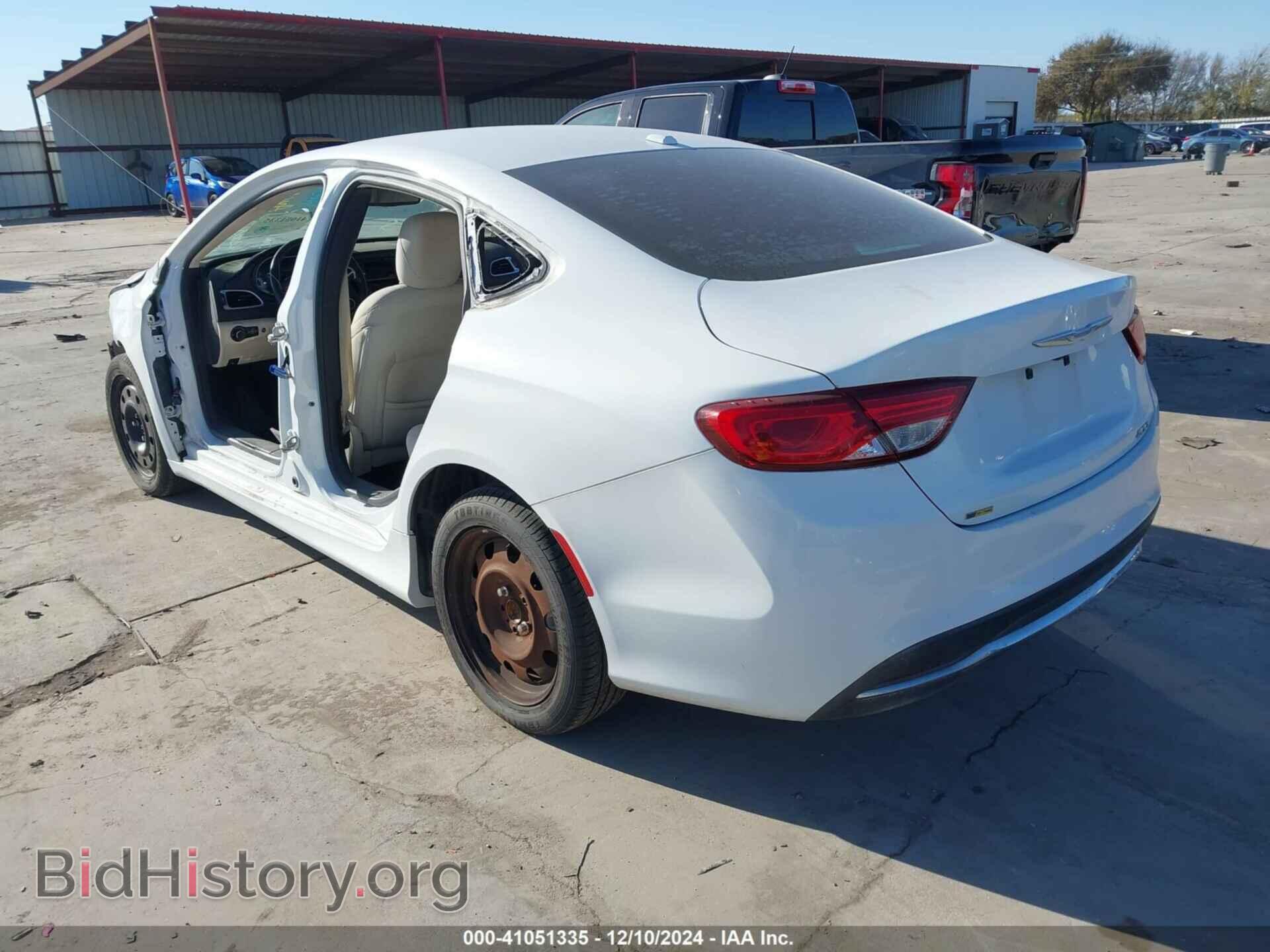 2015 CHRYSLER 200 - VIN: 1C3CCCAB5FN704748 - Фото 3