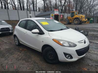 2012 Mazda MAZDA2 Touring, white — VIN JM1DE1LY4C0141202, IAAI