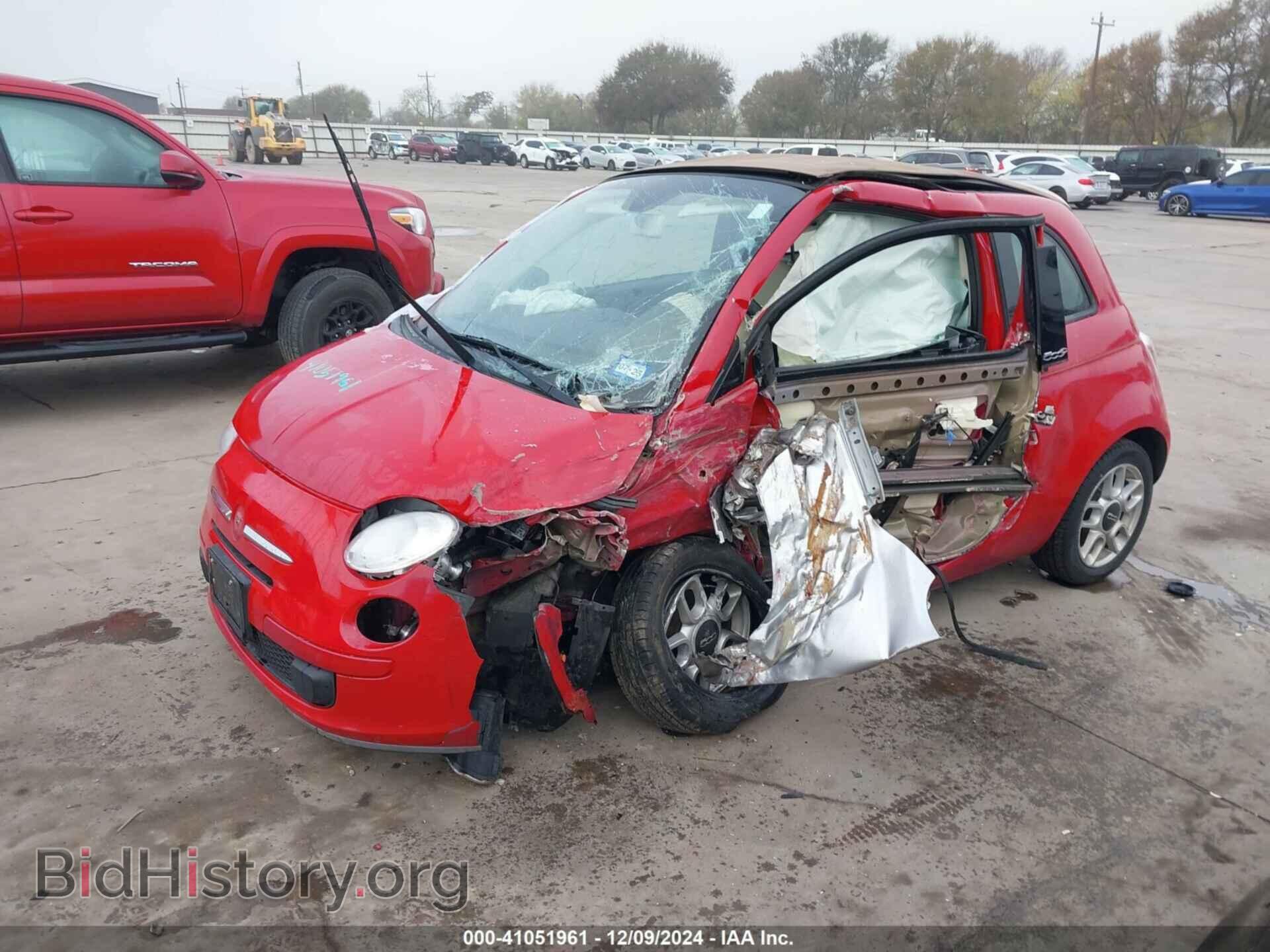 2012 FIAT 500C - VIN: 3C3CFFDR0CT385577 - Photo 2
