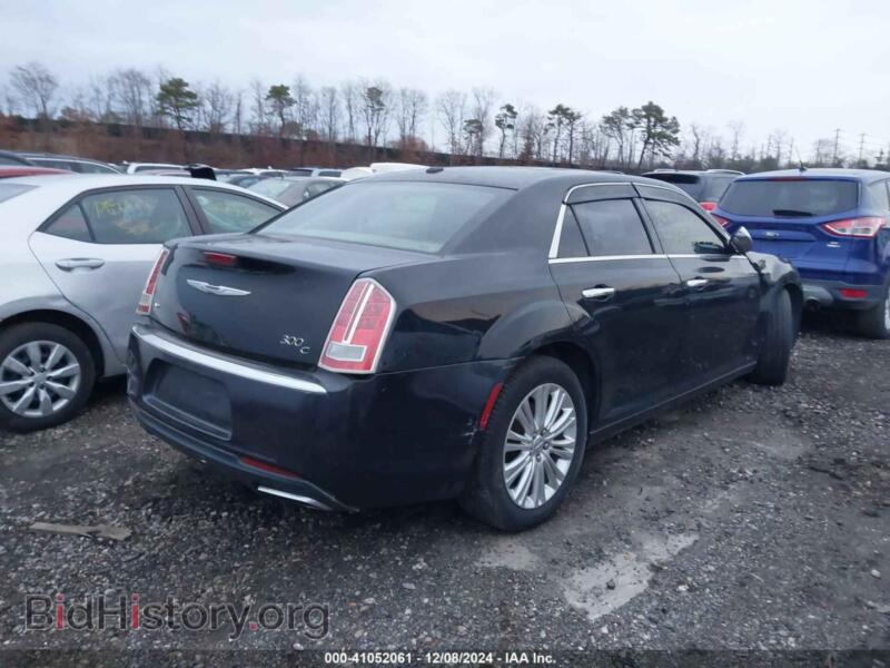 2012 Chrysler 300C (VIN 2C3CCAKT1CH157459) — photo 4 of 15