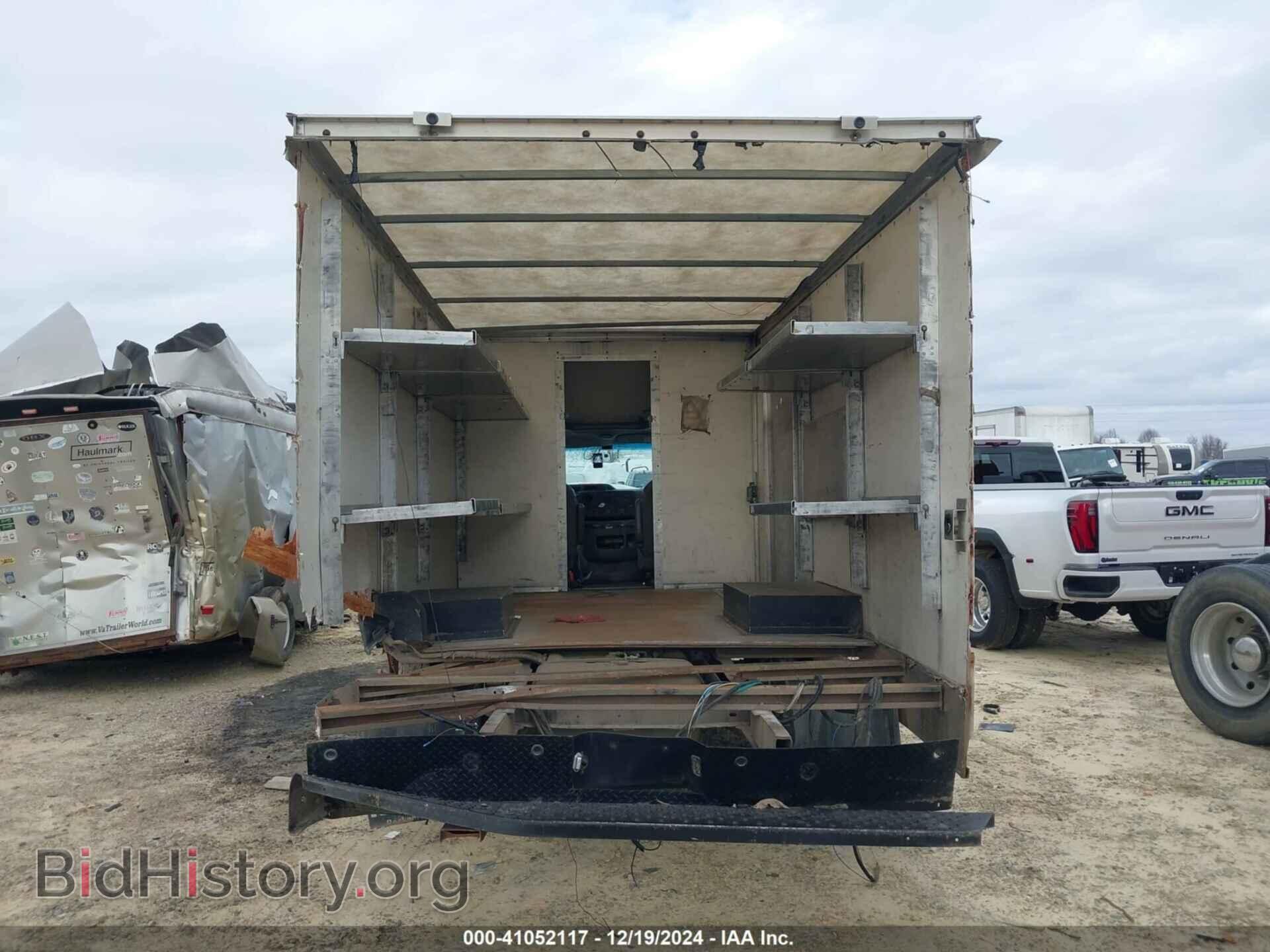 2019 FORD E-350 CUTAWAY - VIN: 1FDWE3F69KDC42012 - Photo 4