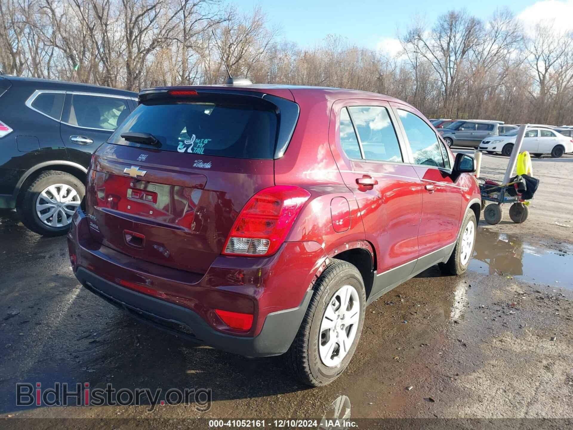 2017 CHEVROLET TRAX - VIN: 3GNCJKSB5HL250229 - Фото 4