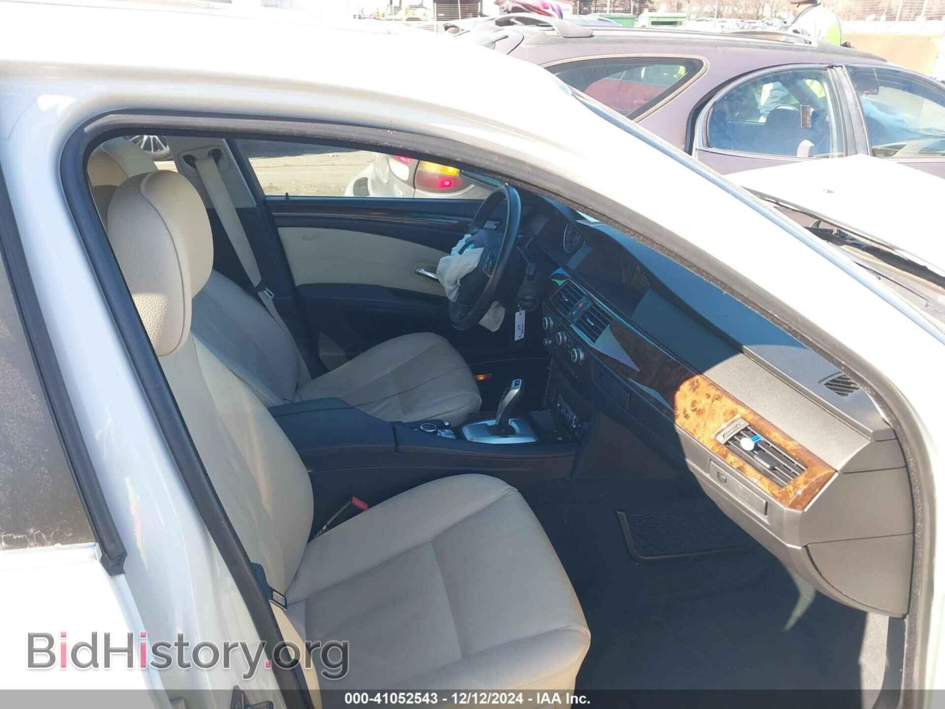 2010 BMW 528I - VIN: WBANU5C58AC366106 - Фото 5