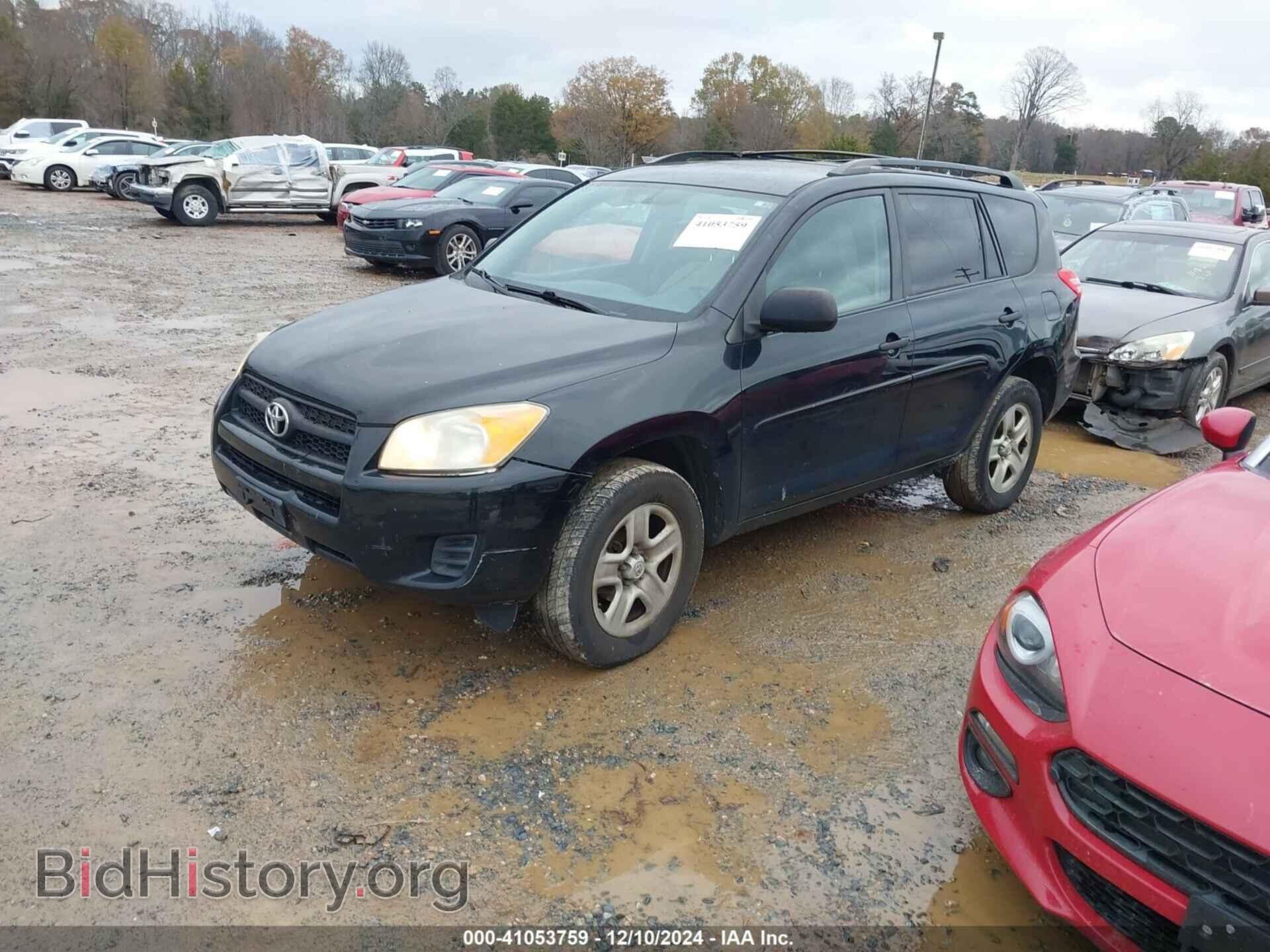 2011 TOYOTA RAV4 - VIN: 2T3BF4DV8BW125086 - Фото 2