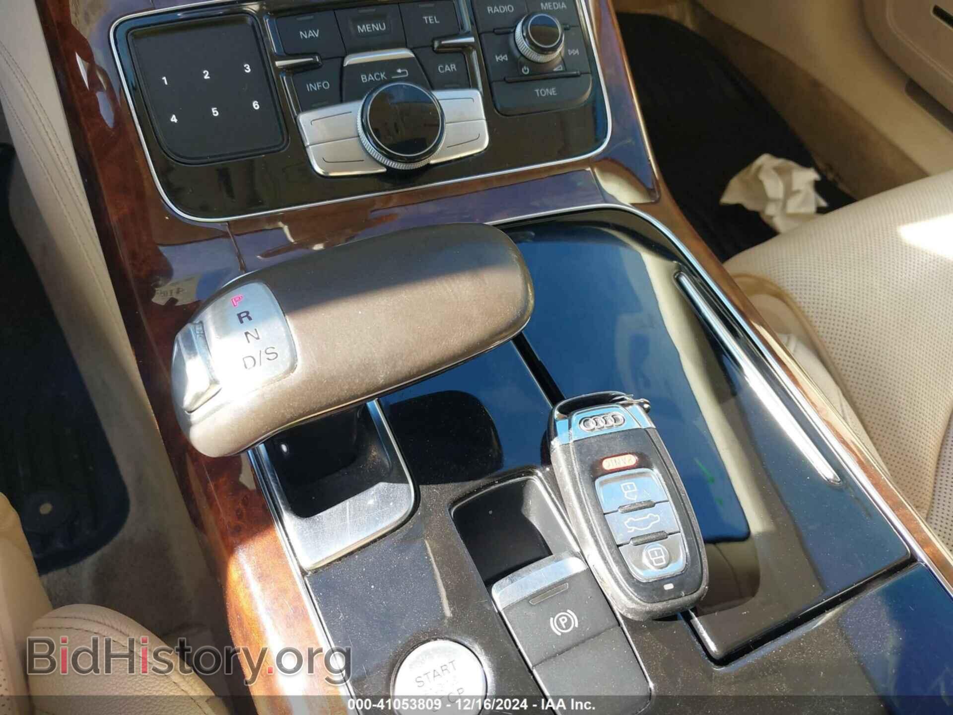 2012 AUDI A8 L - VIN: WAURVAFD4CN006249 - Фото 11