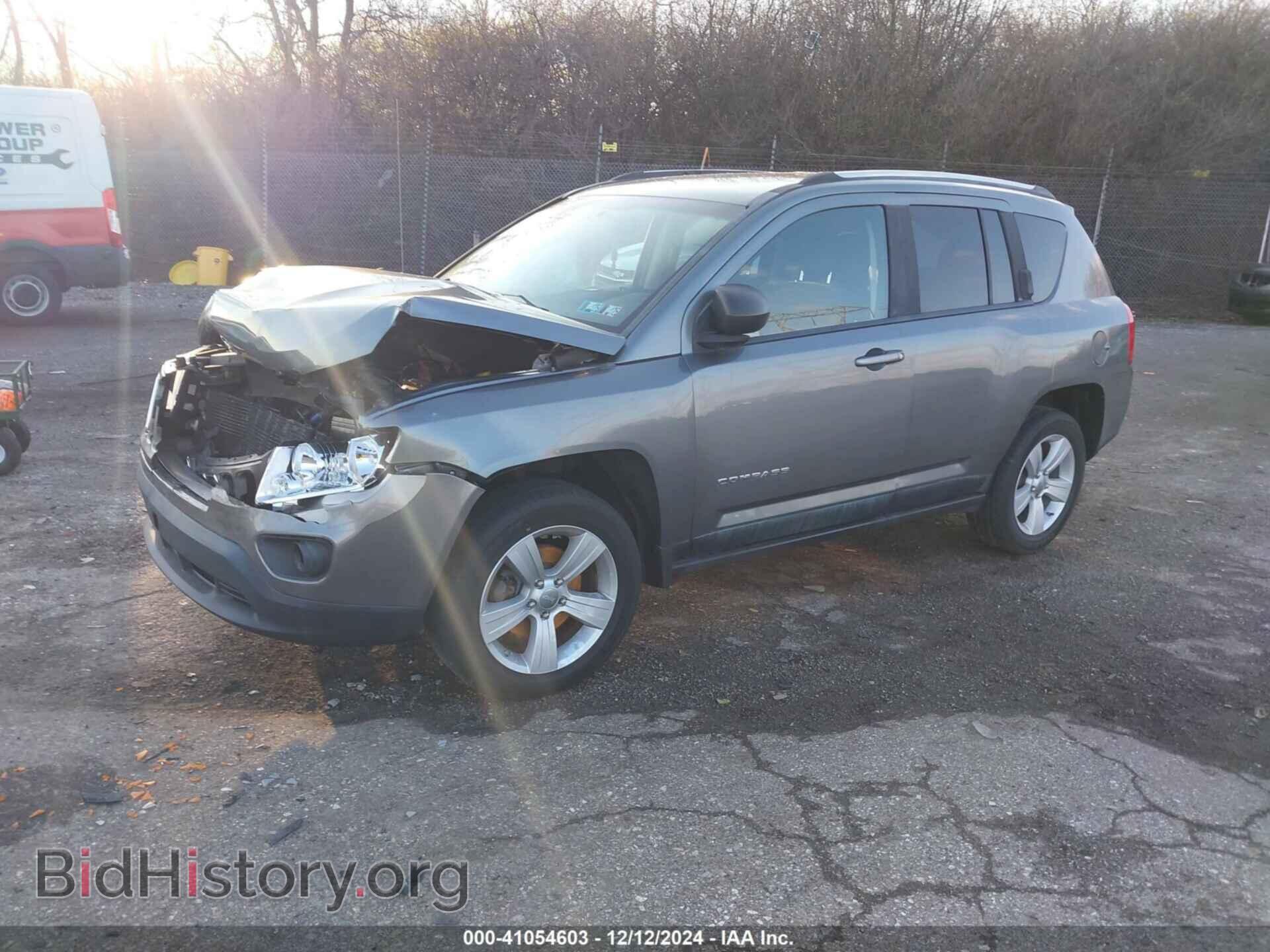 2011 JEEP COMPASS - VIN: 1J4NT1FA4BD285746 - Фото 2
