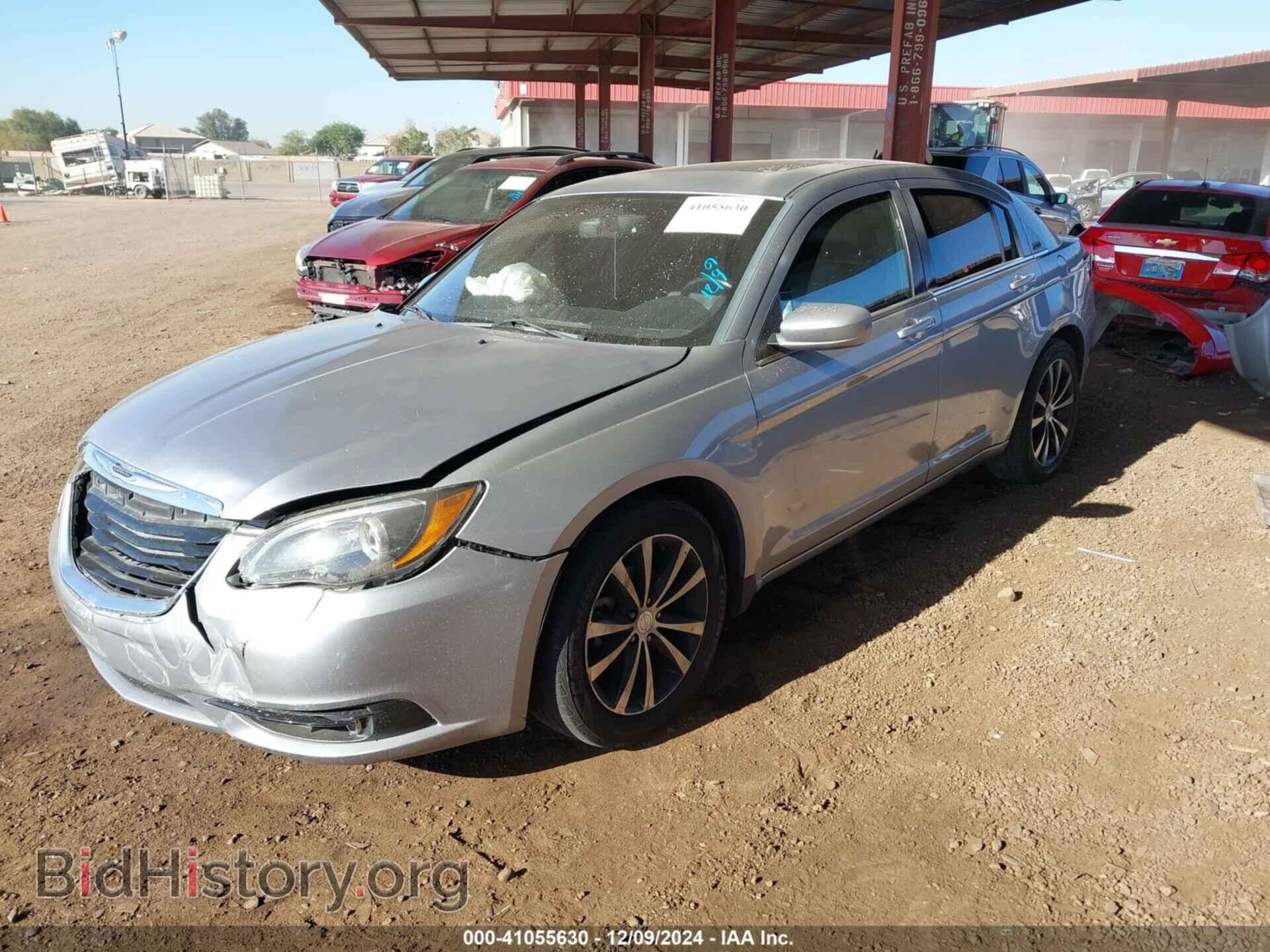 2013 CHRYSLER 200 - VIN: 1C3CCBCG2DN728067 - Photo 2