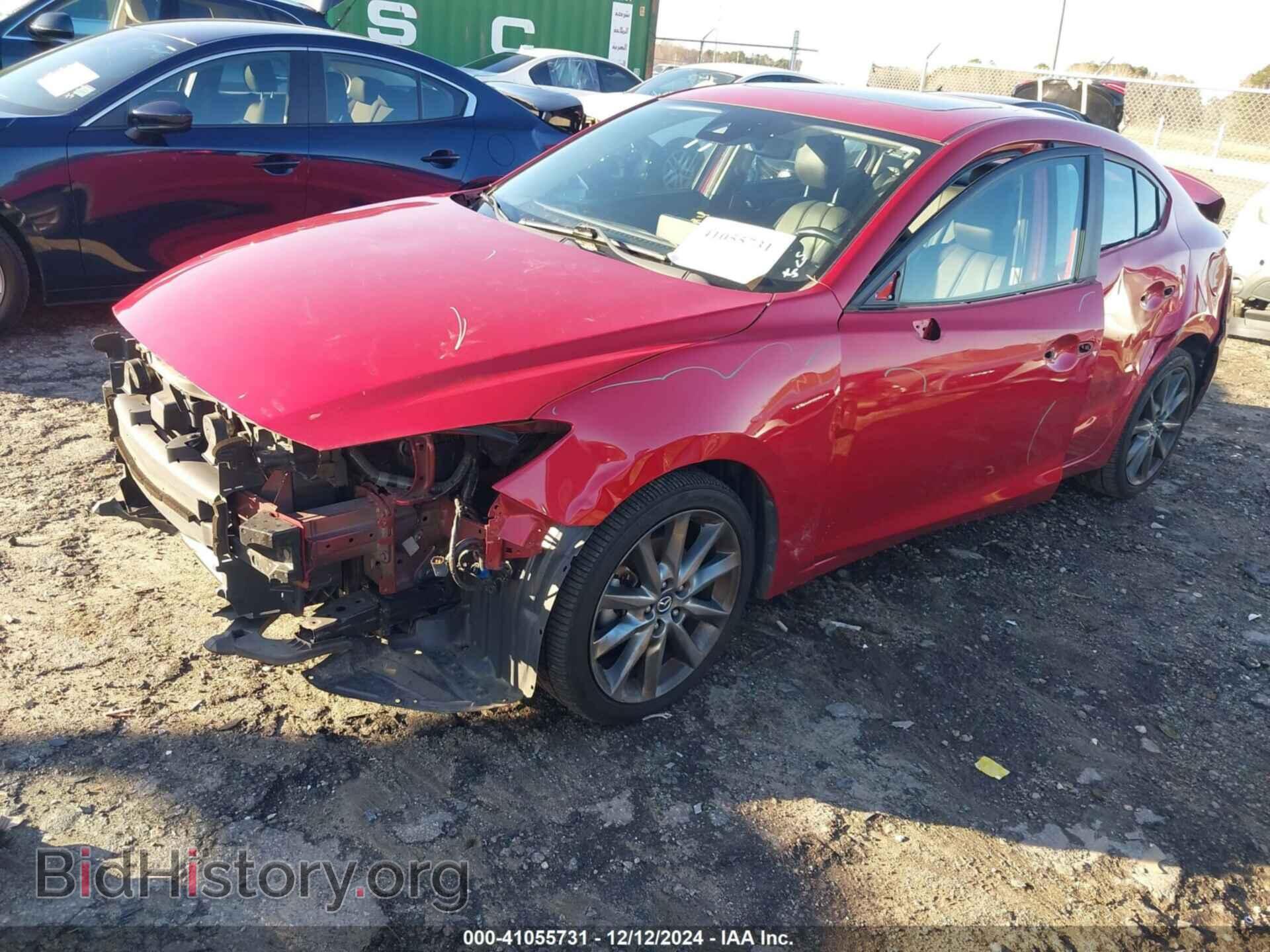 2018 MAZDA MAZDA3 - VIN: 3MZBN1V36JM257372 - Фото 2