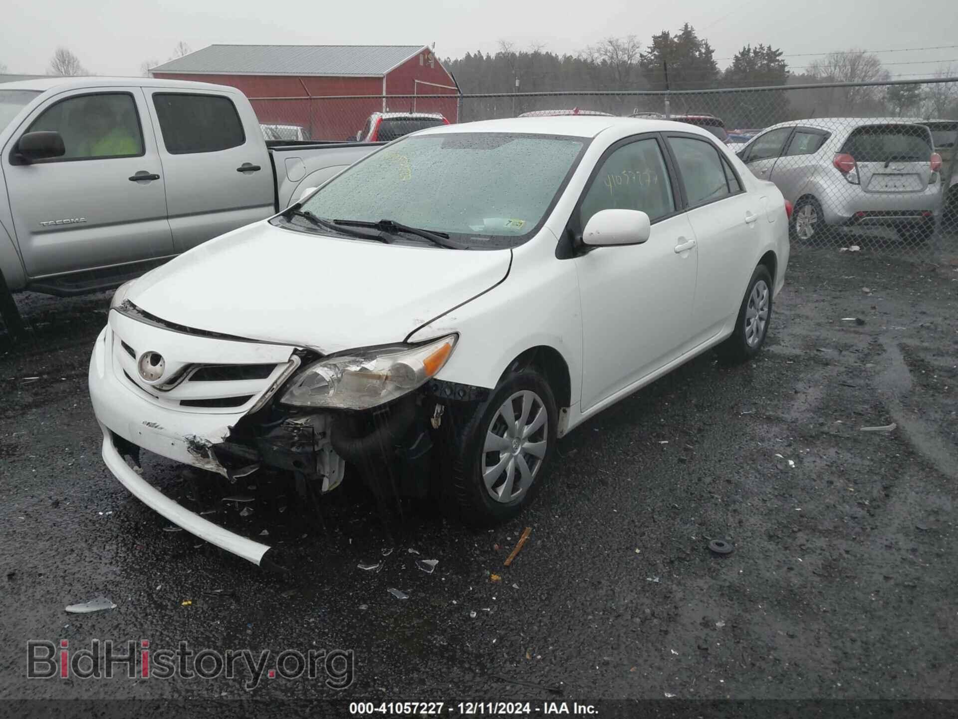 2011 TOYOTA COROLLA - VIN: 2T1BU4EE3BC654766 - Фото 2