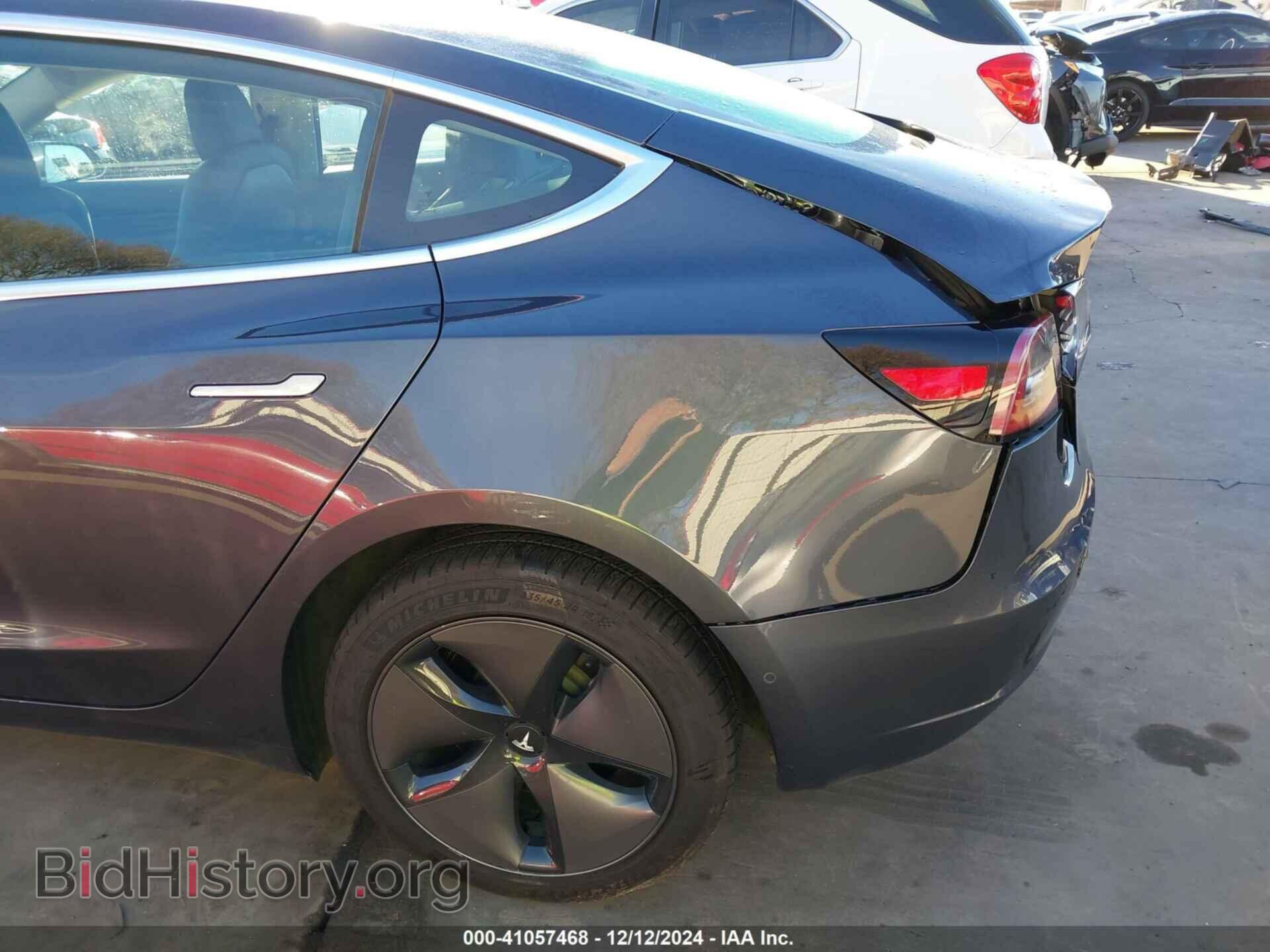 2019 TESLA MODEL 3 - VIN: 5YJ3E1EAXKF435697 - Фото 21