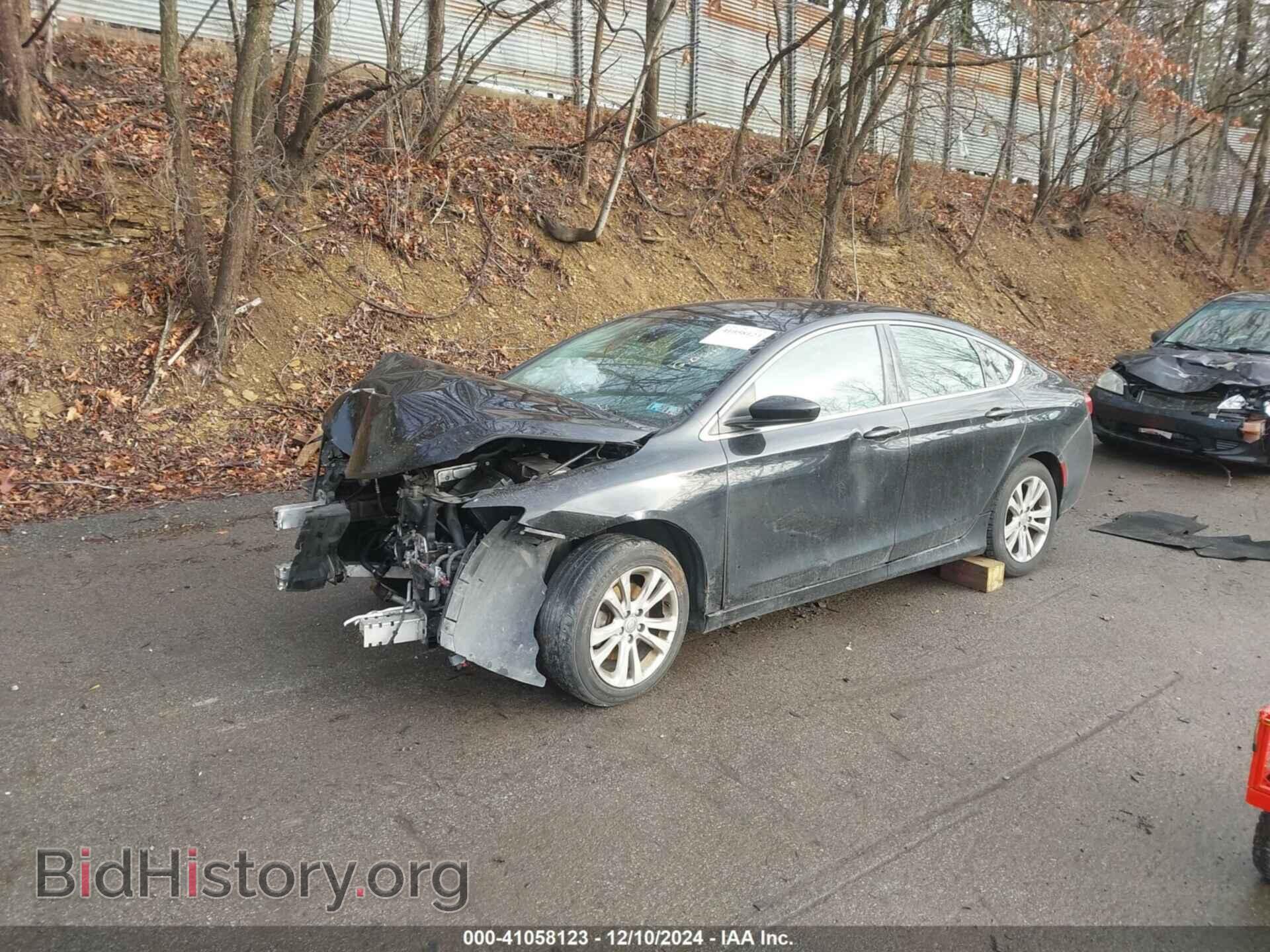 2015 CHRYSLER 200 - VIN: 1C3CCCAB2FN660997 - Фото 2