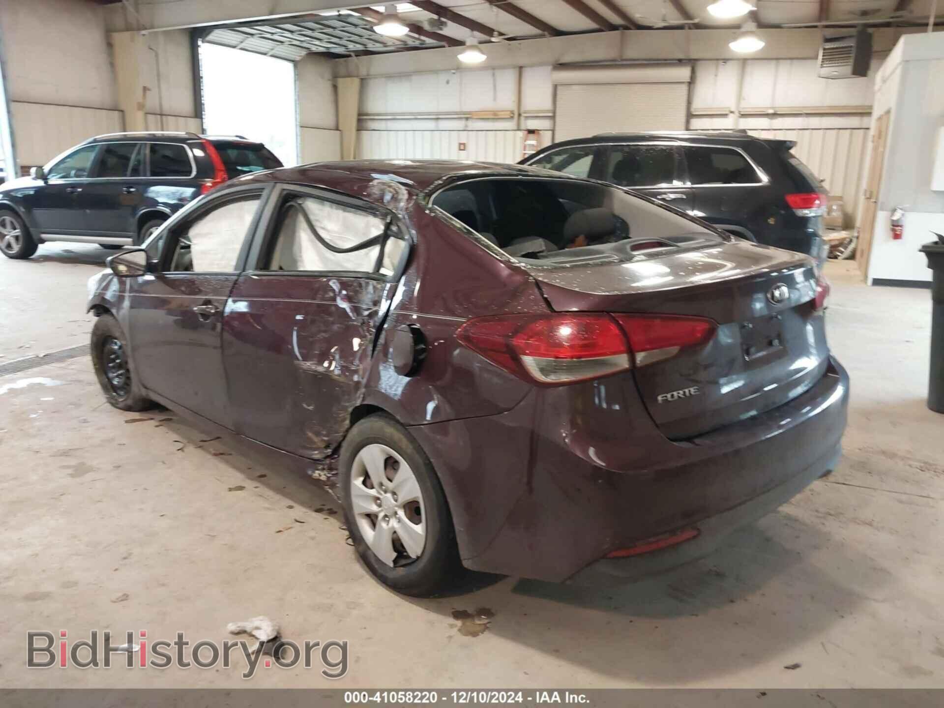2017 KIA FORTE - VIN: 3KPFK4A78HE077855 - Фото 3