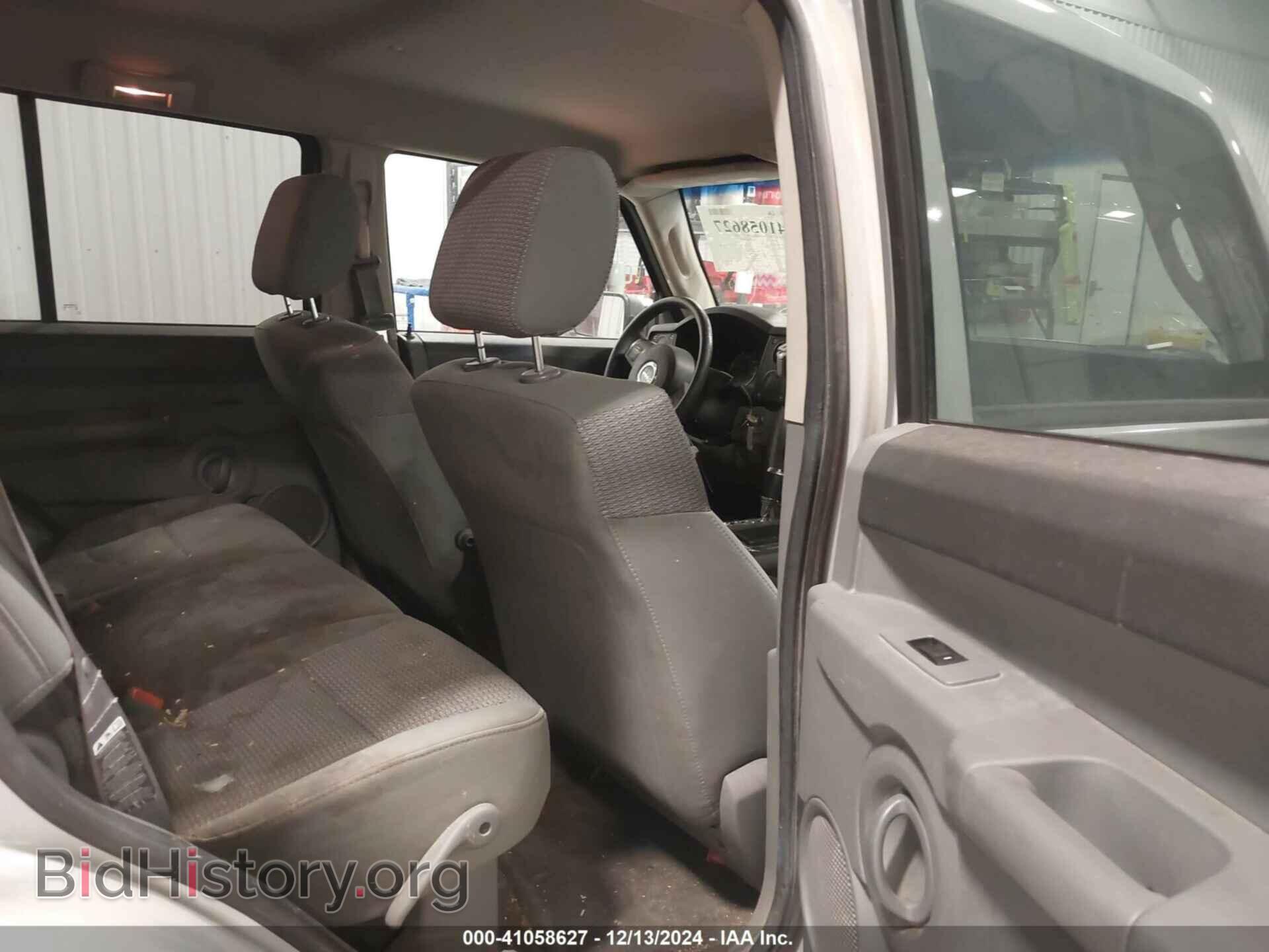 2006 JEEP COMMANDER - VIN: 1J8HG48KX6C235632 - Фото 8
