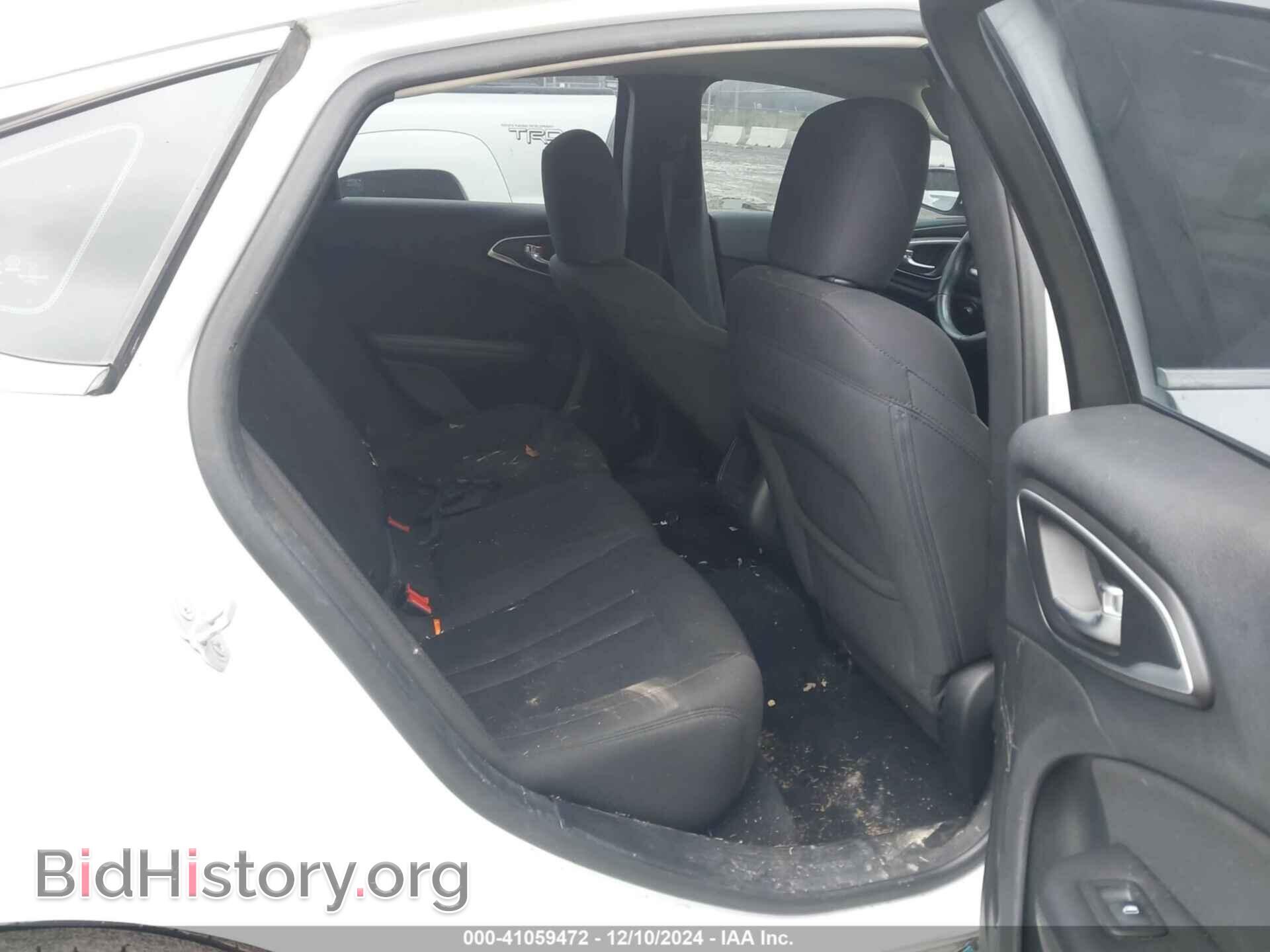 2015 CHRYSLER 200 - VIN: 1C3CCCAB6FN562247 - Photo 8