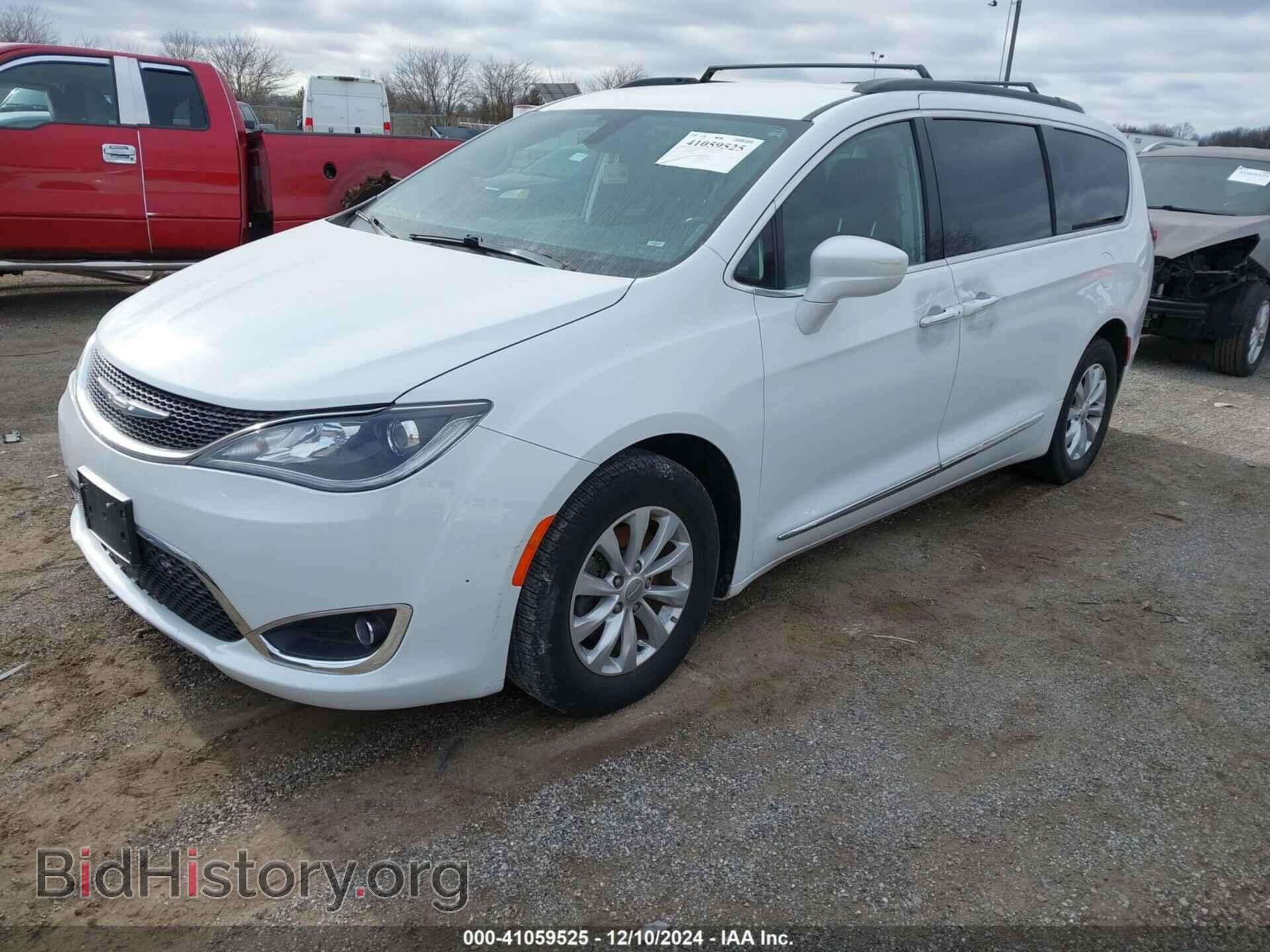 2017 CHRYSLER PACIFICA - VIN: 2C4RC1BG9HR683350 - Фото 2