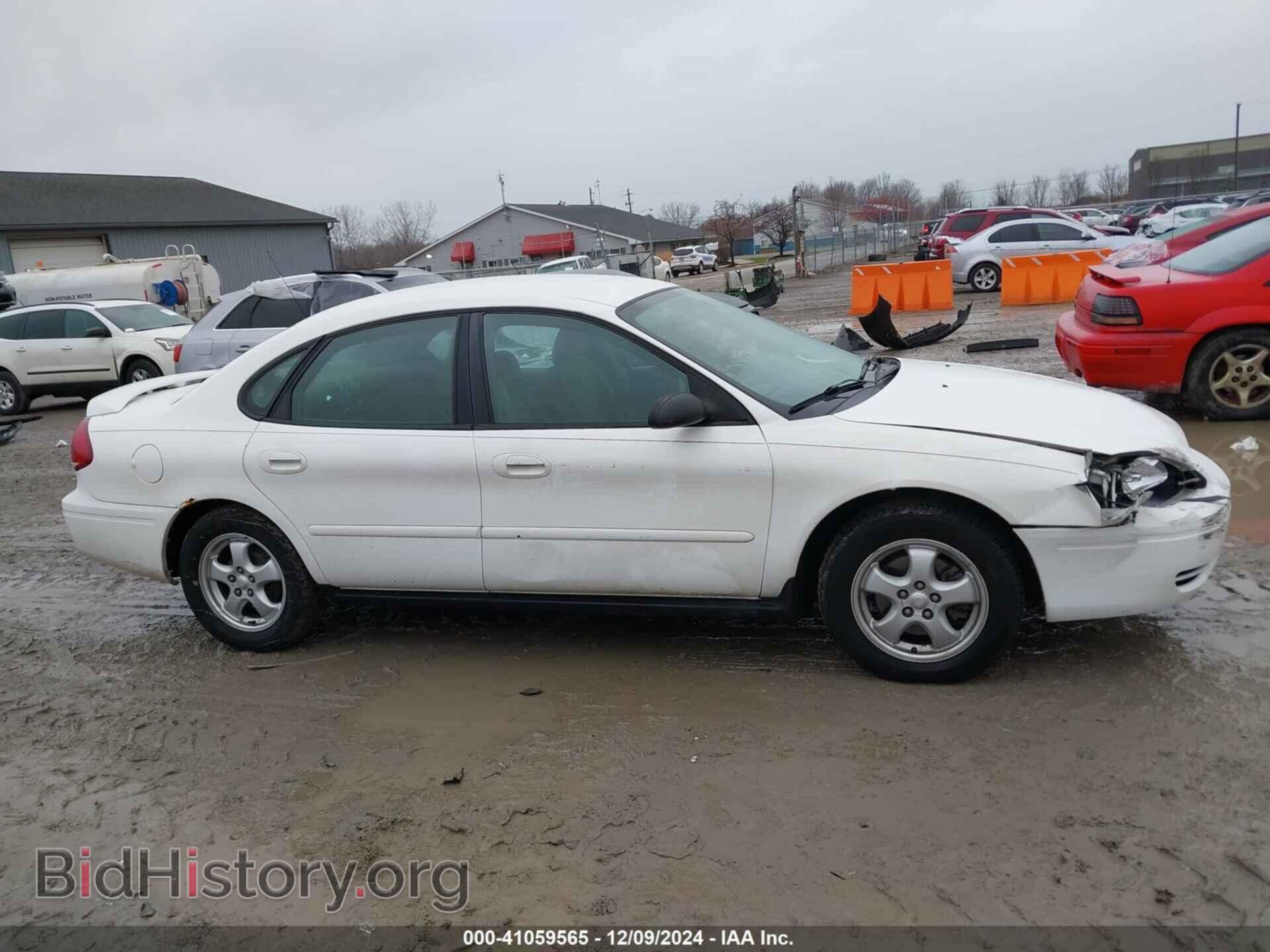 2006 FORD TAURUS - VIN: 1FAFP53U06A196743 - Фото 13