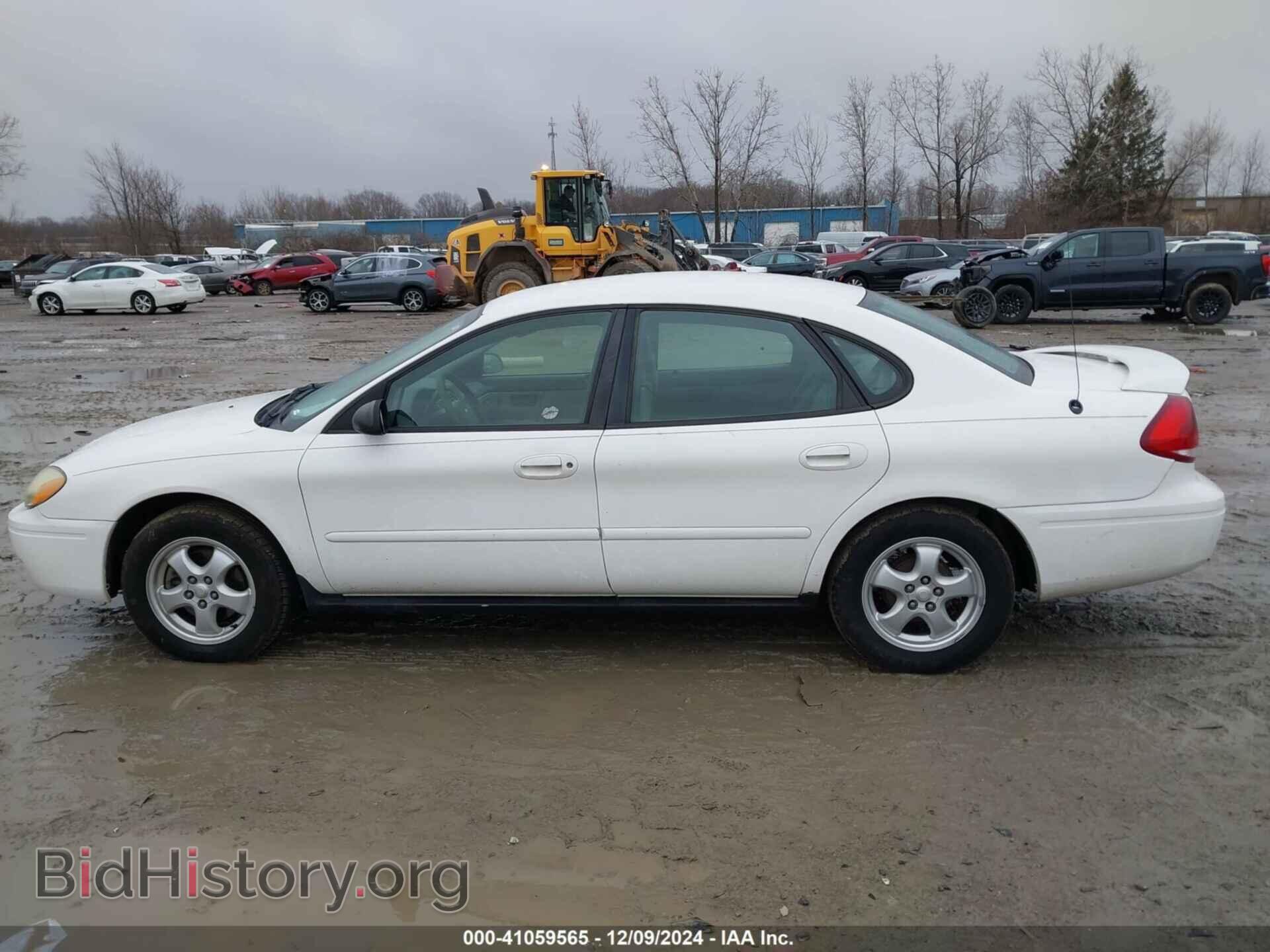 2006 FORD TAURUS - VIN: 1FAFP53U06A196743 - Фото 14