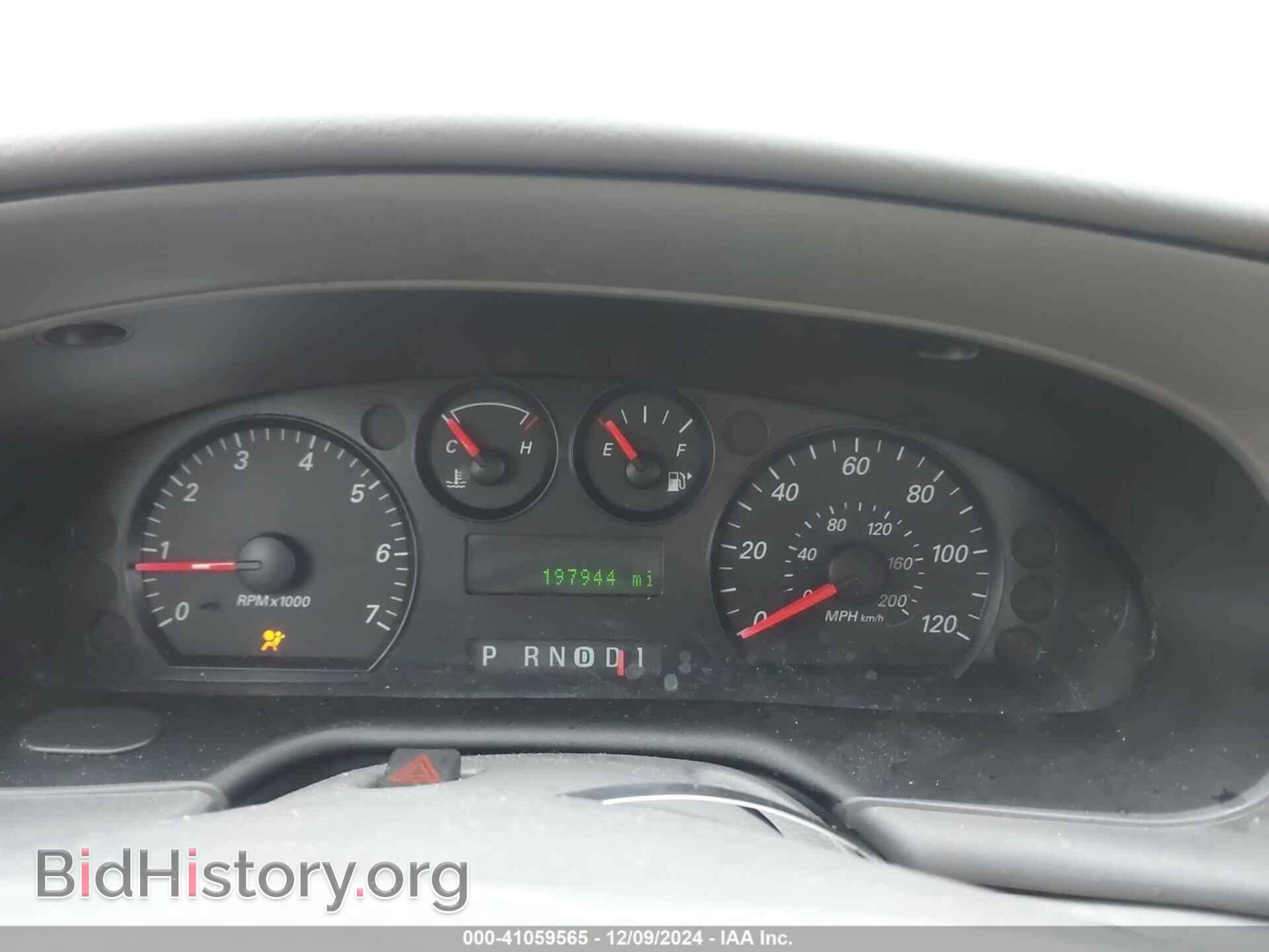 2006 FORD TAURUS - VIN: 1FAFP53U06A196743 - Фото 7