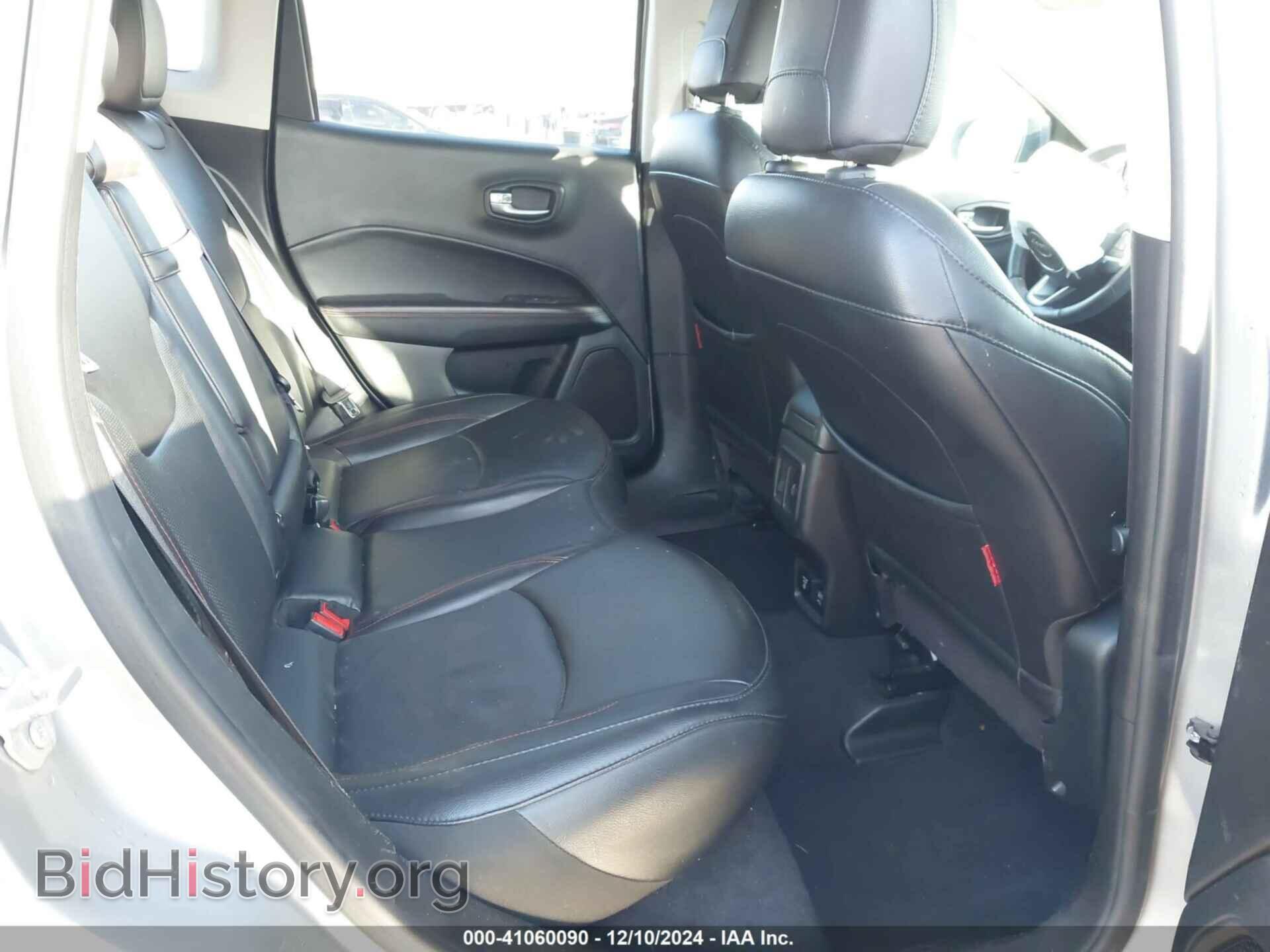 2019 JEEP COMPASS - VIN: 3C4NJDDB7KT790442 - Фото 8