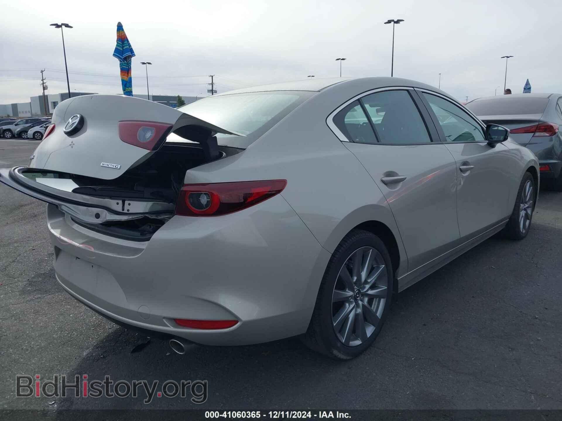 2024 MAZDA MAZDA3 - VIN: 3MZBPACM7RM420676 - Фото 4