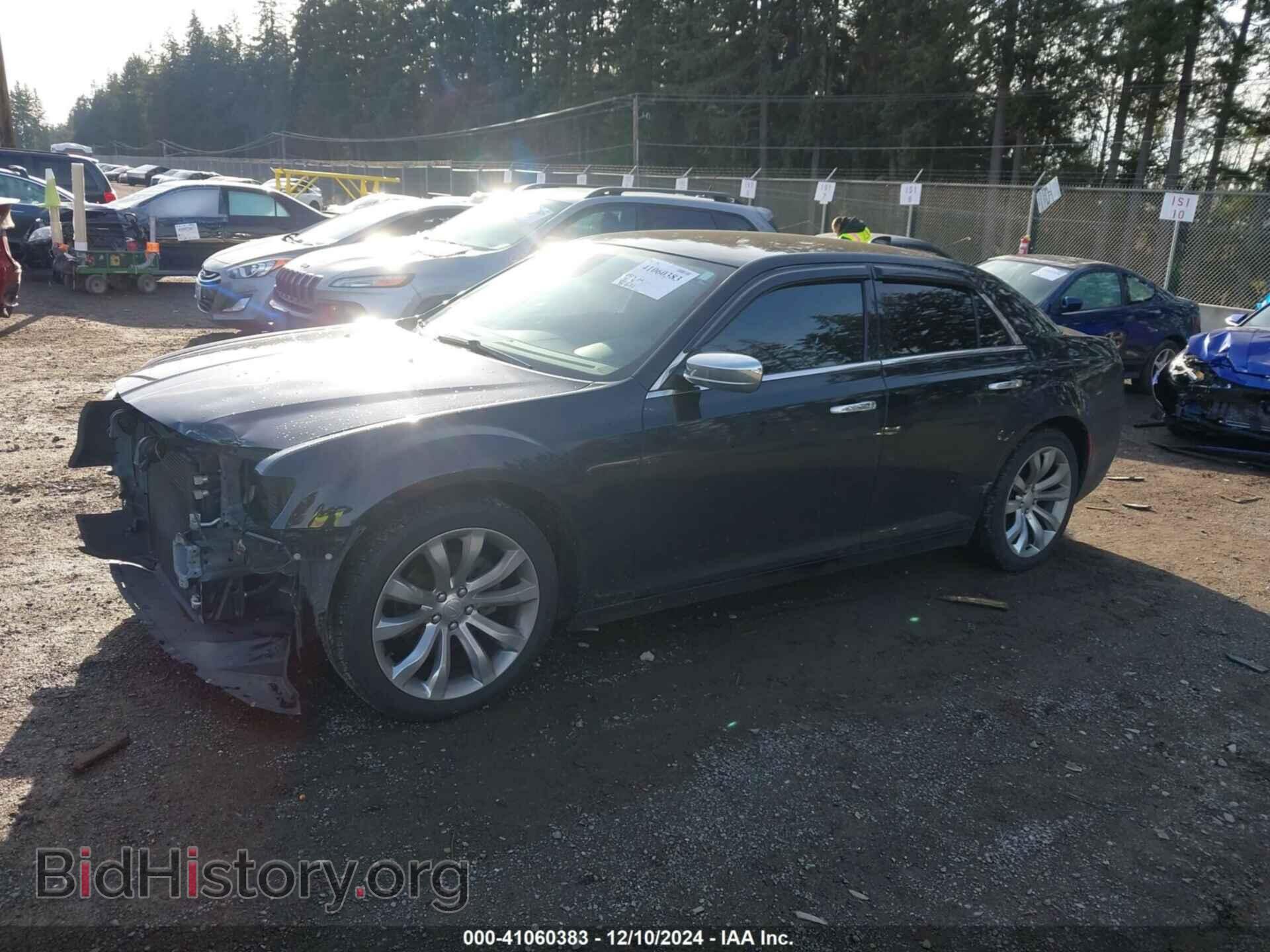 2018 CHRYSLER 300 - VIN: 2C3CCAEG5JH137145 - Фото 2
