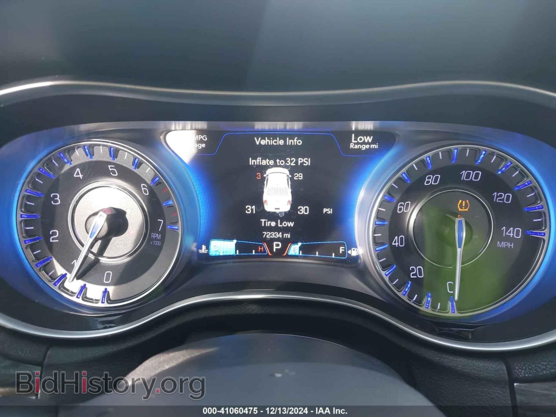 2015 CHRYSLER 300 - VIN: 2C3CCAAG2FH807098 - Фото 7