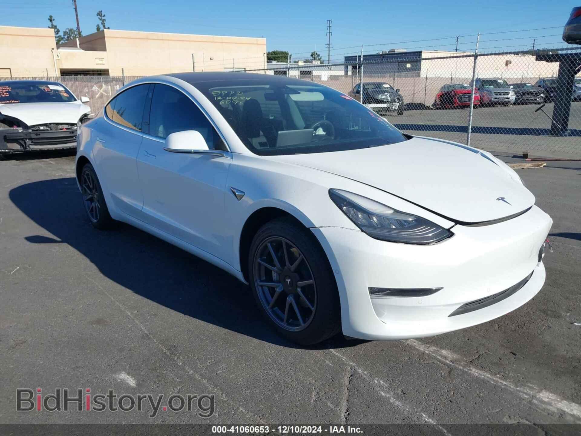 Фотография 5YJ3E1EA9JF076096 - TESLA MODEL 3 2018