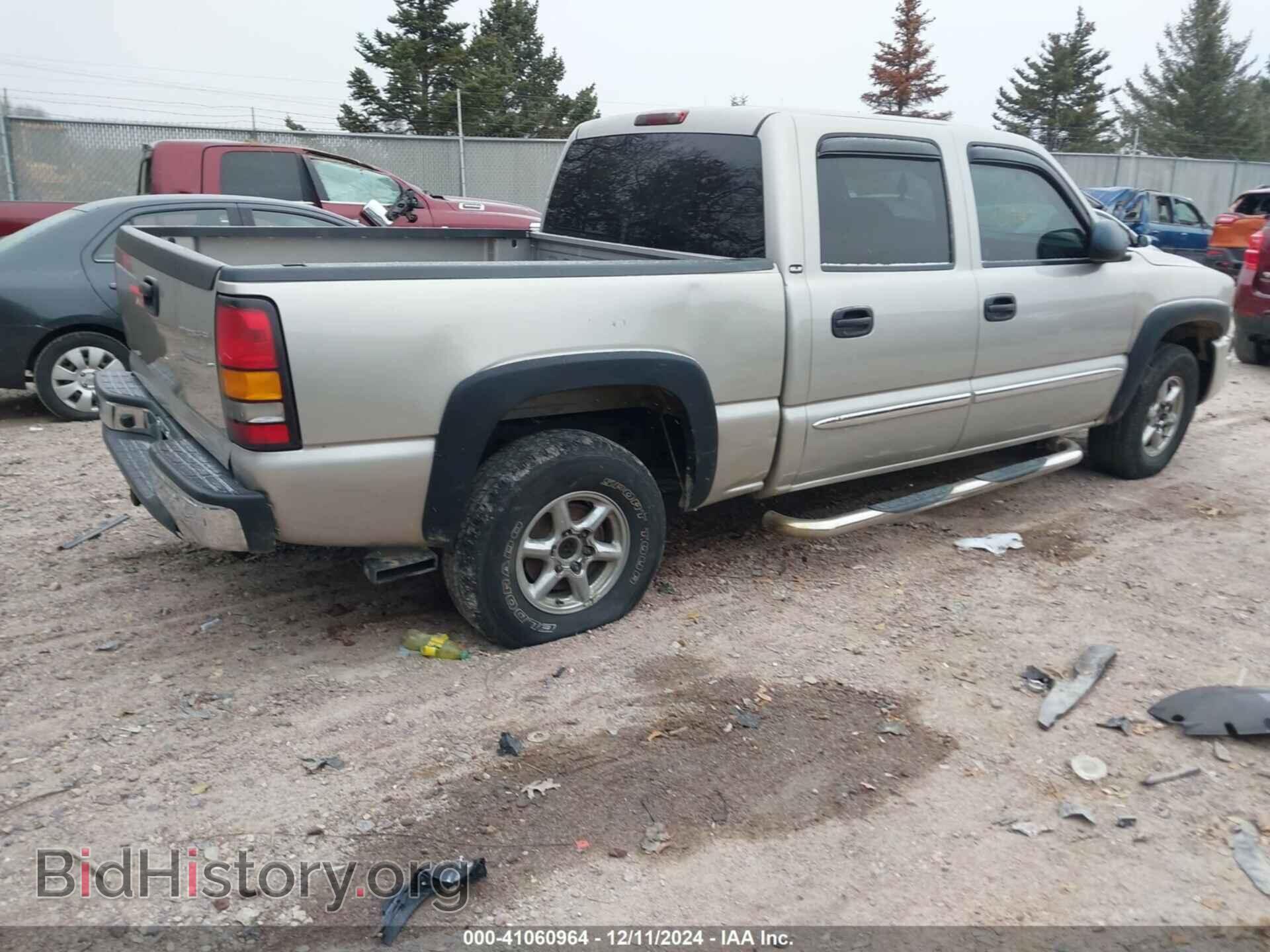 2005 GMC SIERRA 1500 - VIN: 2GTEK13T451203142 - Фото 4