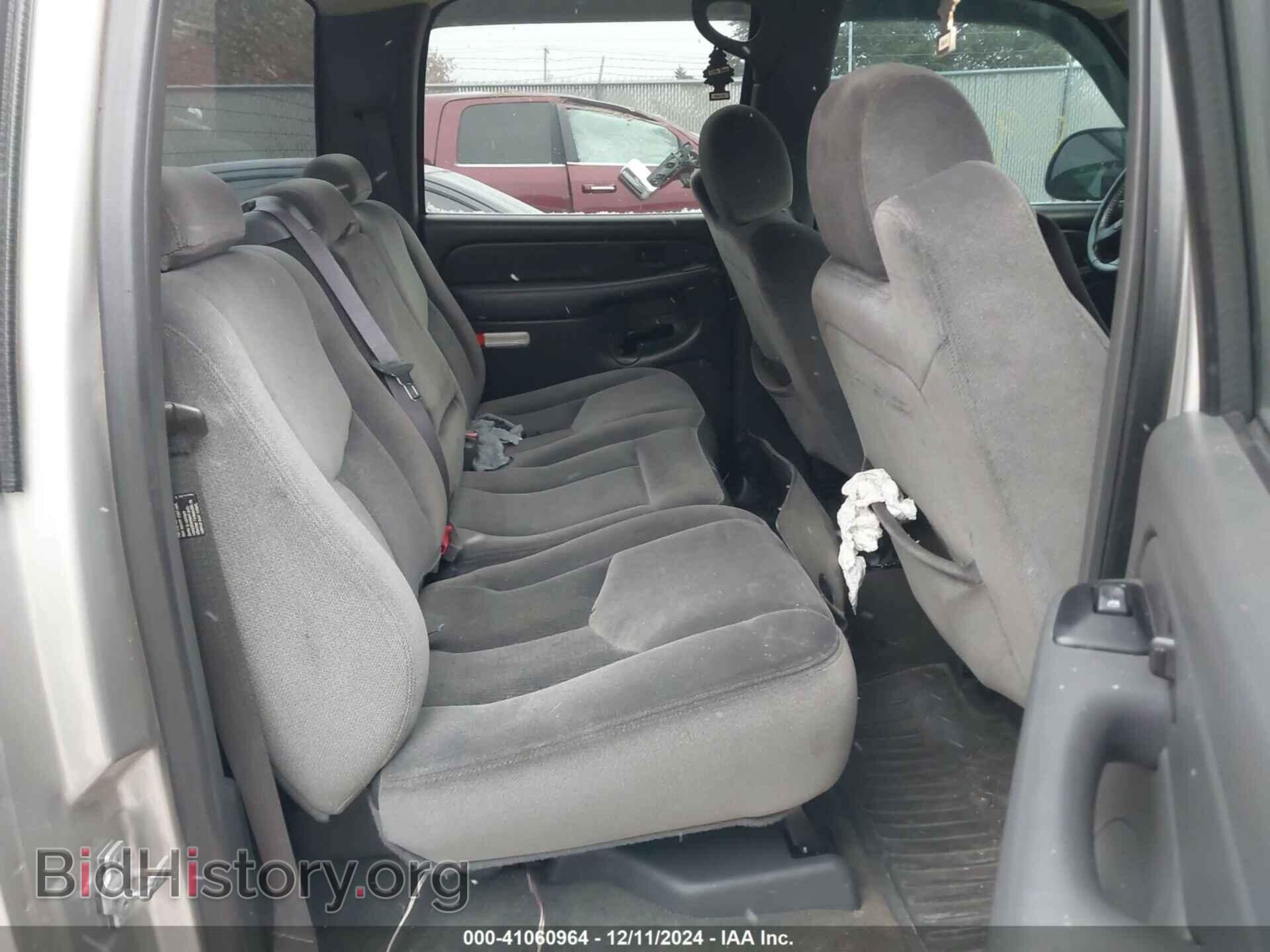 2005 GMC SIERRA 1500 - VIN: 2GTEK13T451203142 - Фото 8