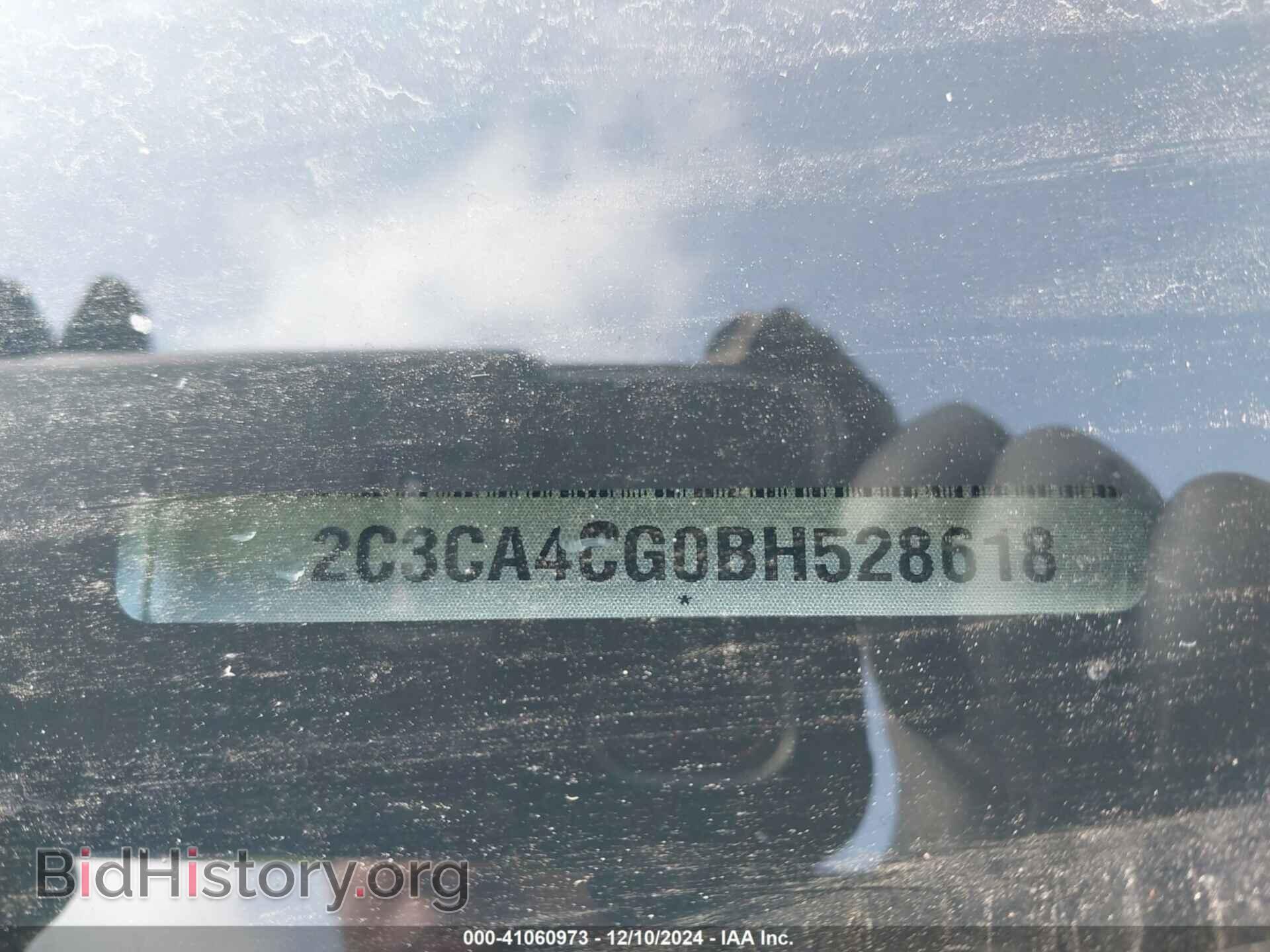 2011 CHRYSLER 300 - VIN: 2C3CA4CG0BH528618 - Фото 9