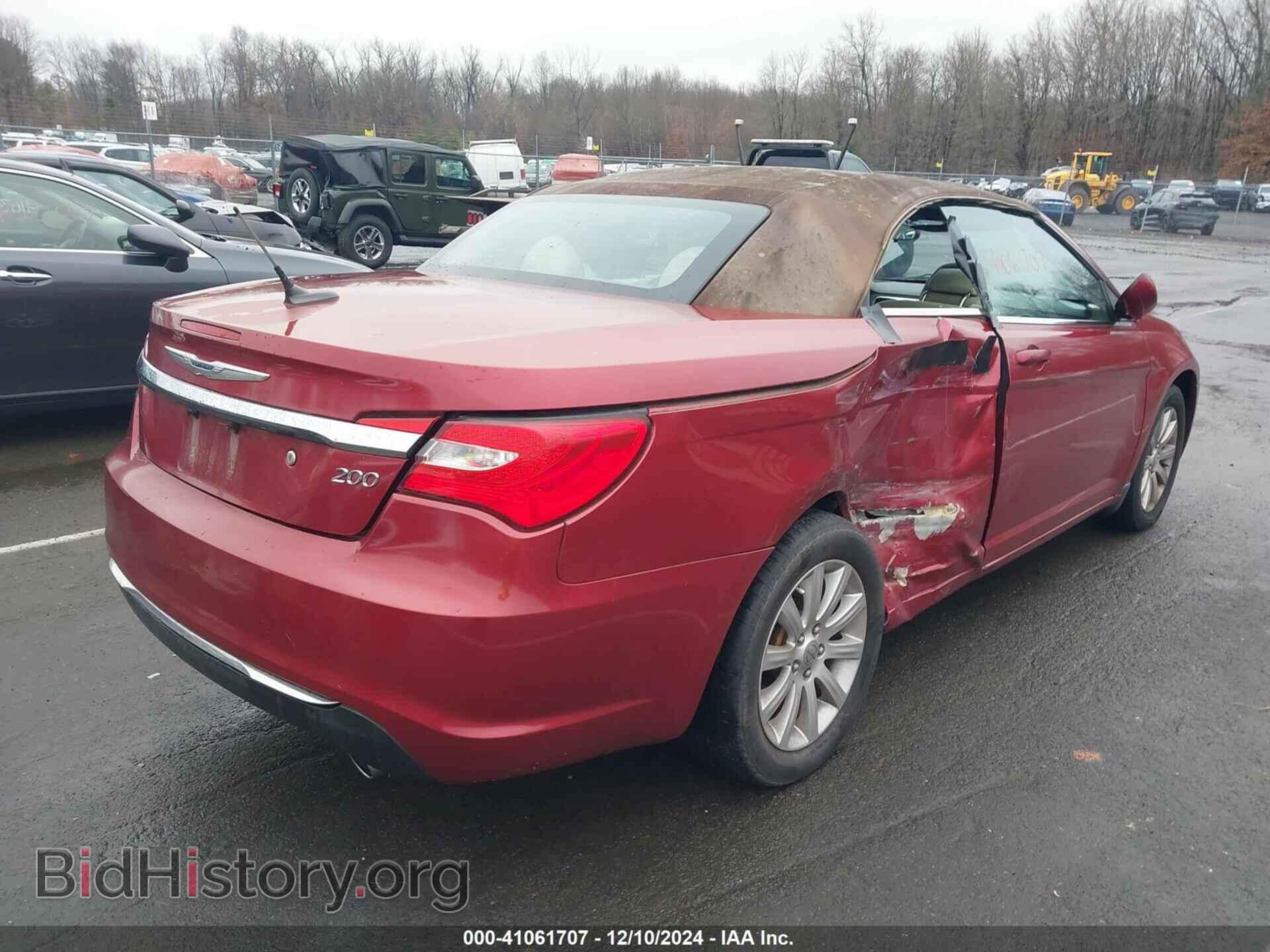 2011 CHRYSLER 200 - VIN: 1C3BC2EG2BN530322 - Фото 4