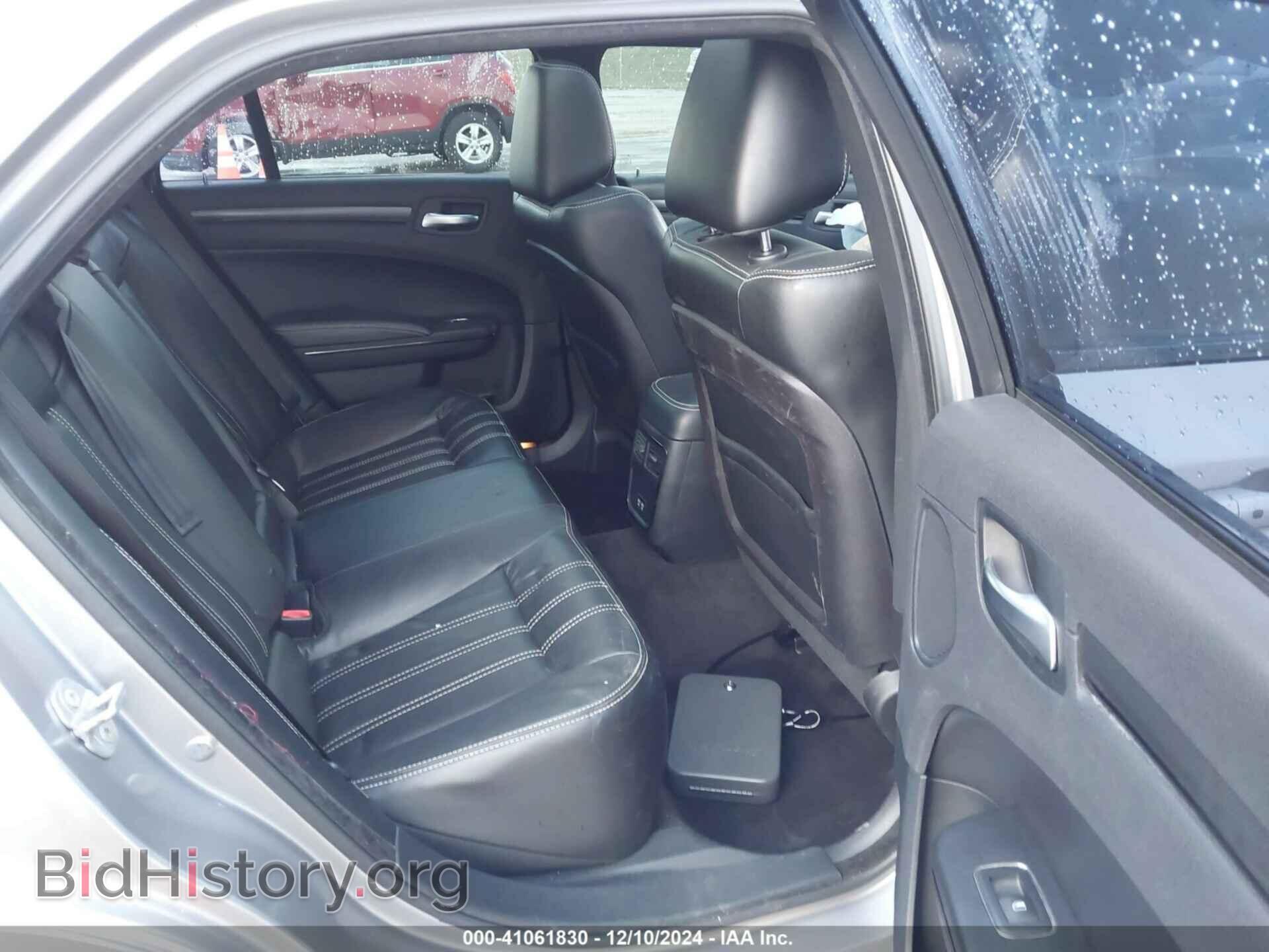 2016 CHRYSLER 300 - VIN: 2C3CCAGGXGH311300 - Фото 8