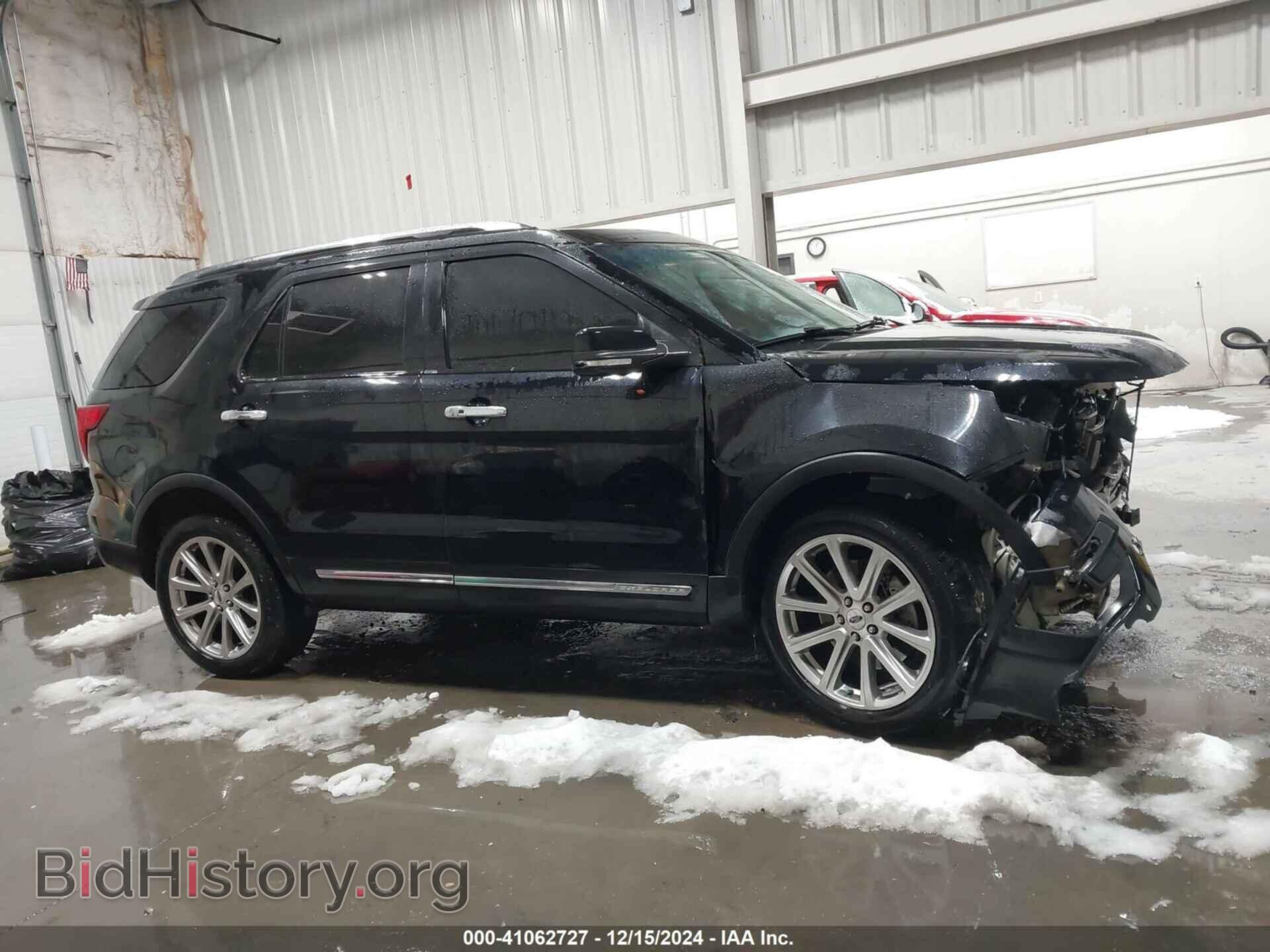 2017 FORD EXPLORER - VIN: 1FM5K8F81HGC93823 - Фото 14