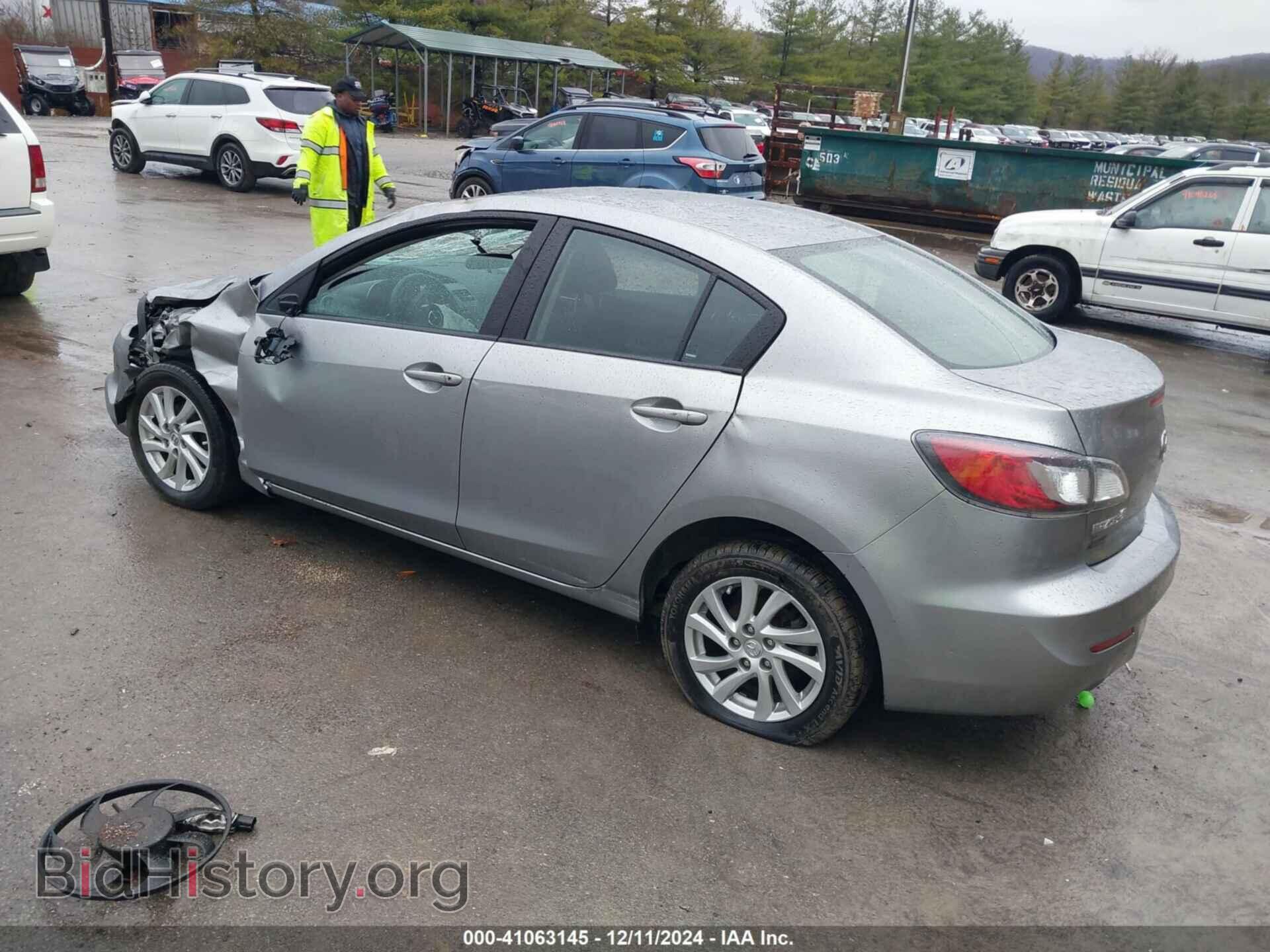 2012 MAZDA MAZDA3 - VIN: JM1BL1V86C1613176 - Фото 3